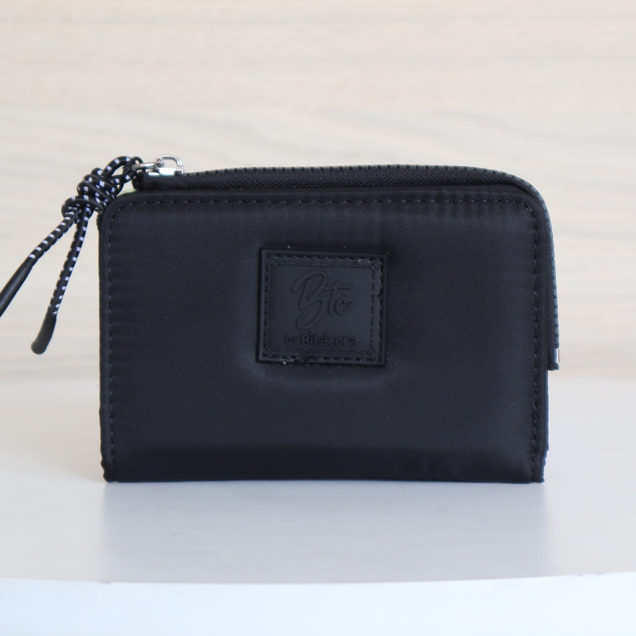 Tarjetero negro para mujer BI-KIOTO