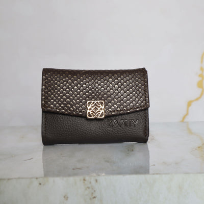 Billetera mediana cafe cuero para mujer BI8824