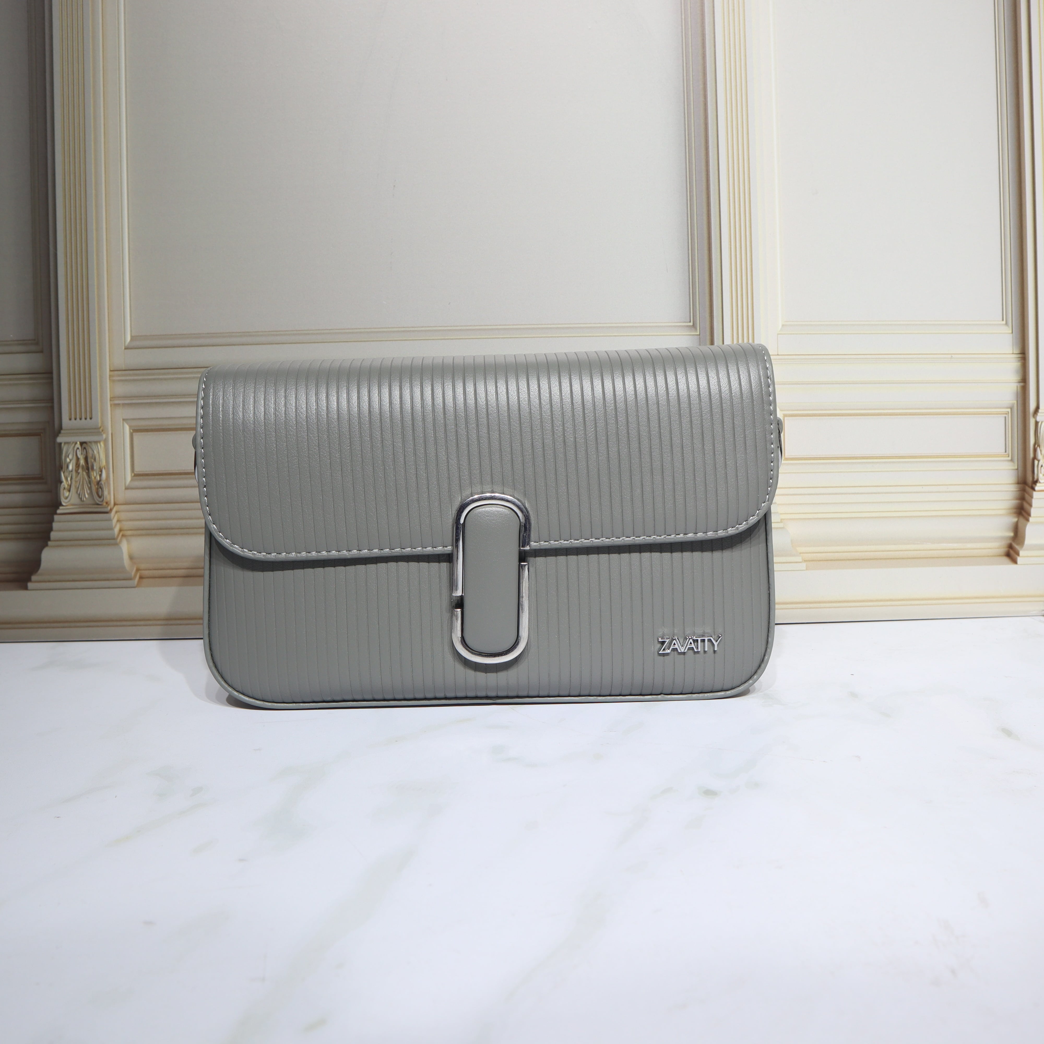 Bolso pequeño gris para mujer BOLZ2473