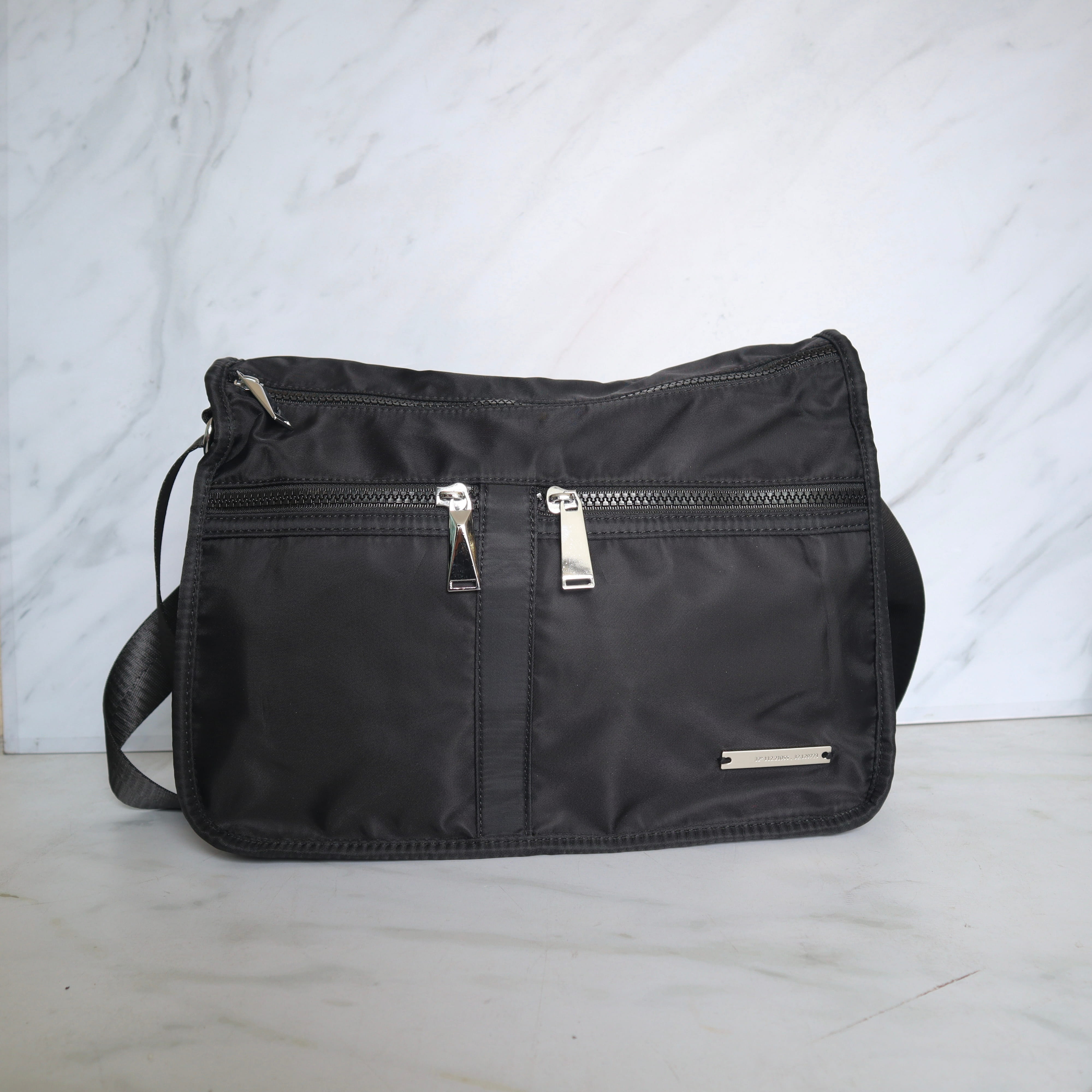 Bolso negro para mujer BOLZ4158