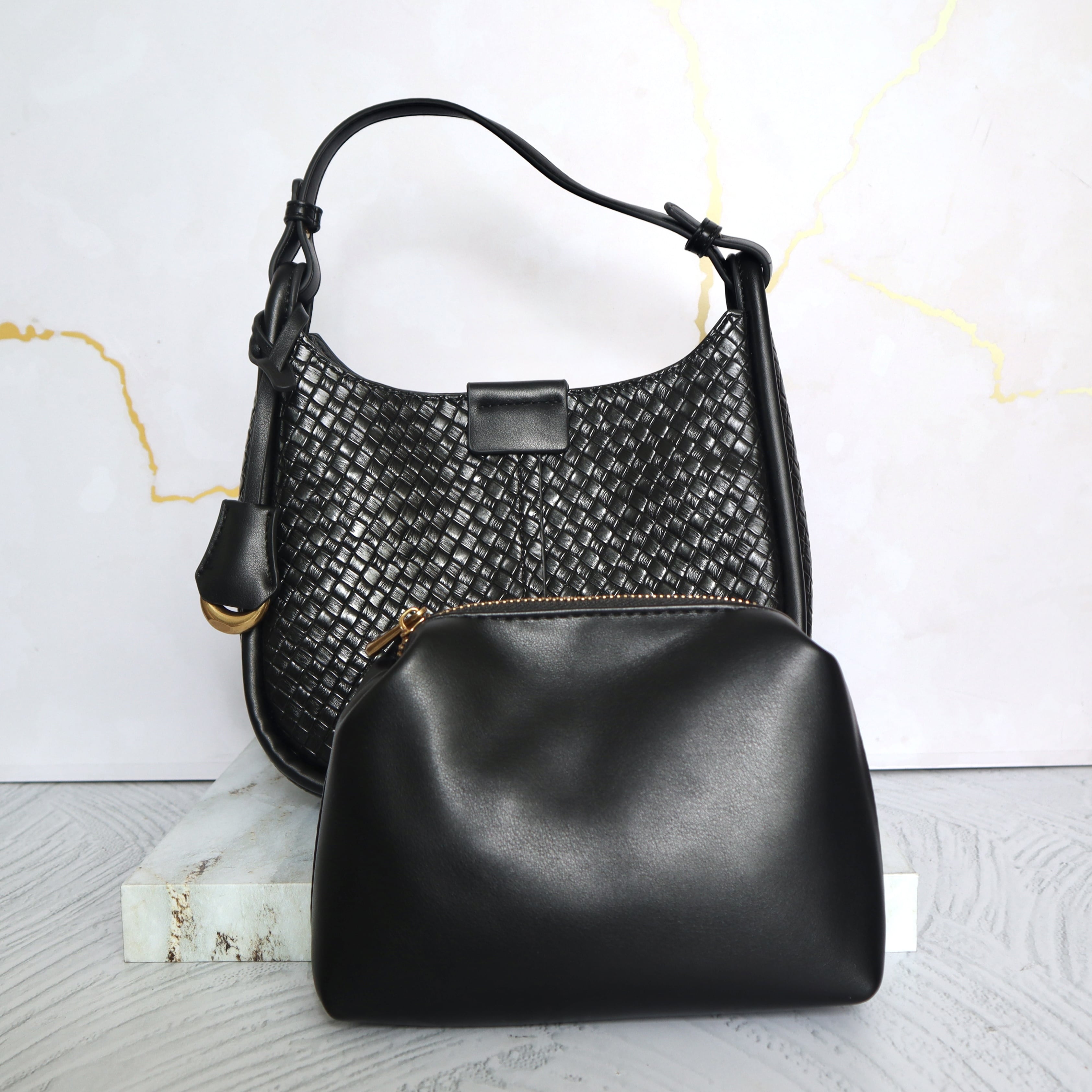 Bolso negro para mujer BOLZ4526