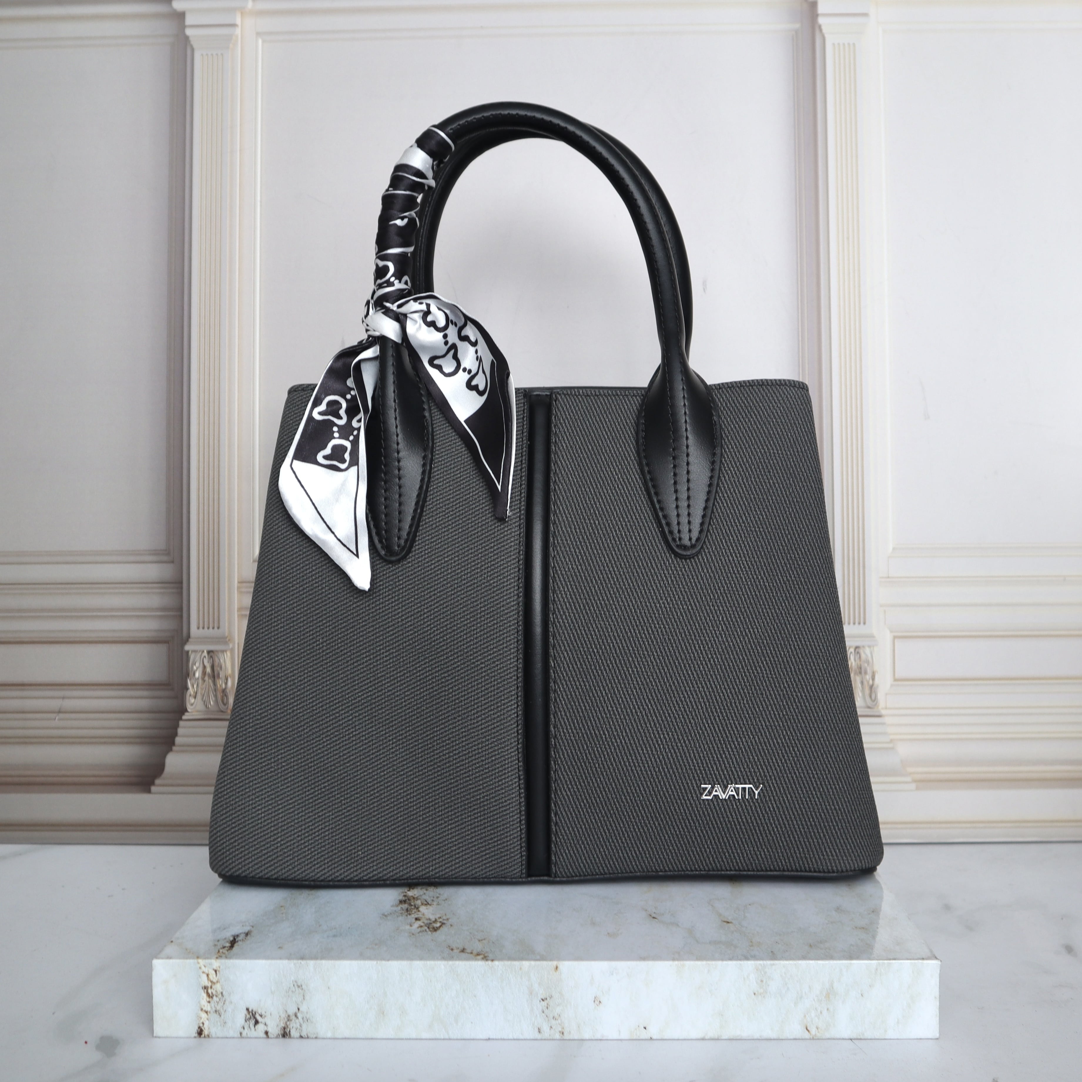 Manos libres negro para mujer BOLZ80107