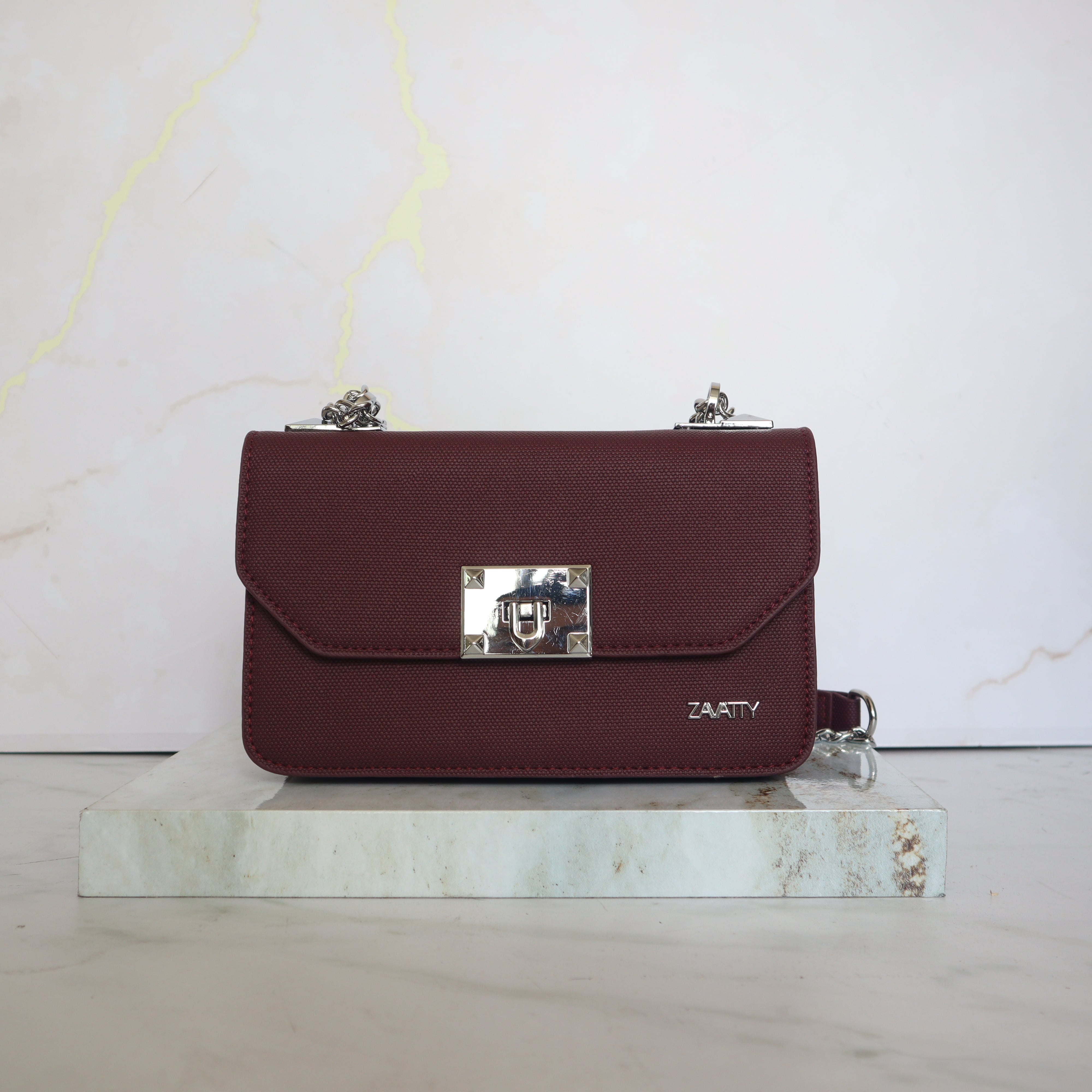 Manos libres vinotinto textura para mujer BOLZ8816