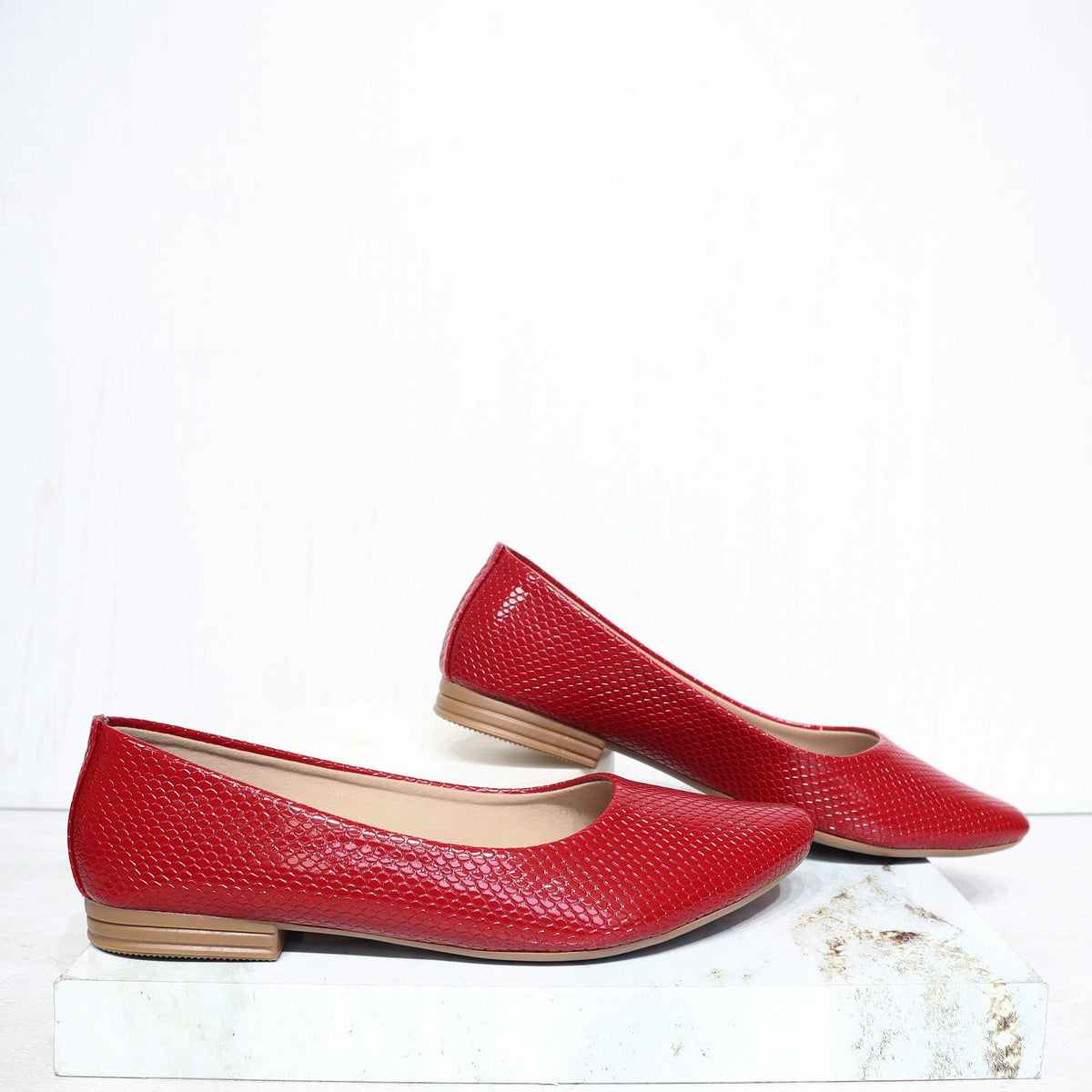 Baleta cerrada rojo para mujer 1637-Z147