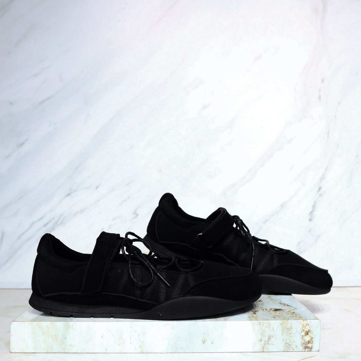 Mafalda deportiva negro para mujer 2709-Z403