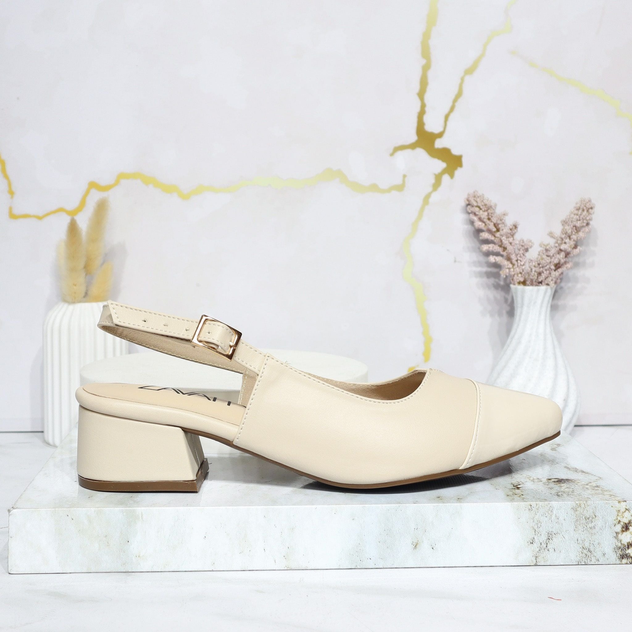 Tacon beige x charol para mujer 435C-Z610