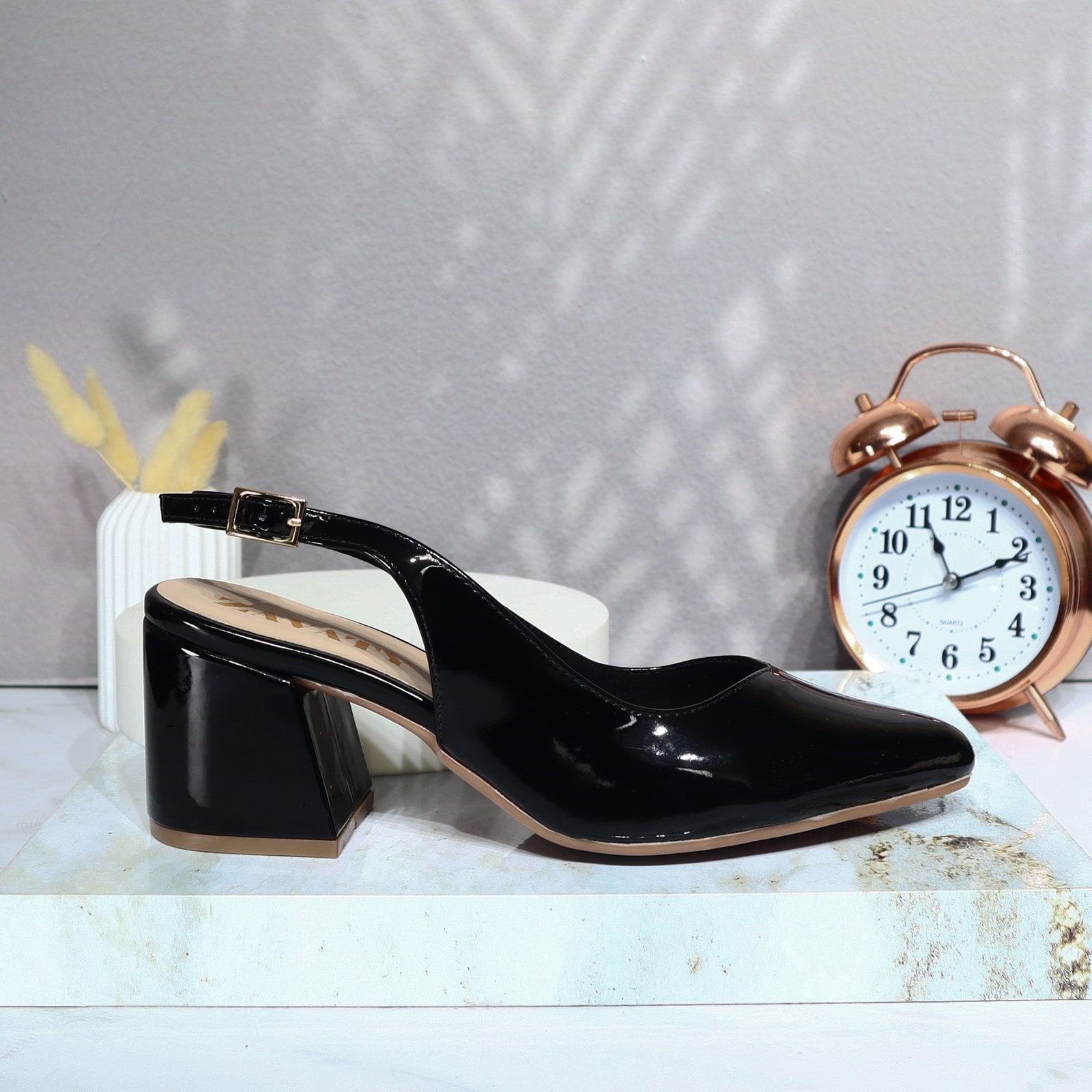 Tacon negro charol para mujer 5577-Z134