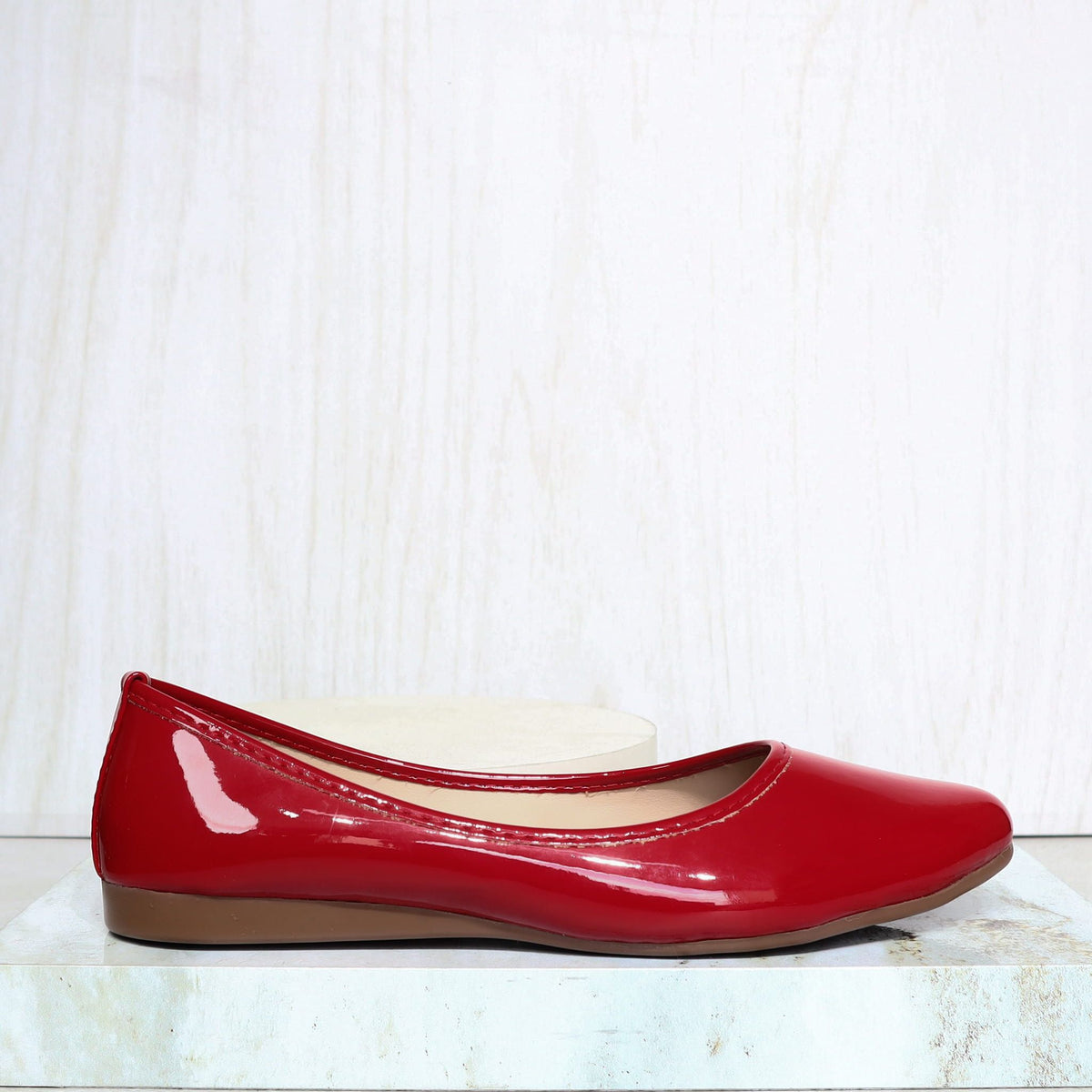 Baleta cerrada rojo charol para mujer 7100-Z506