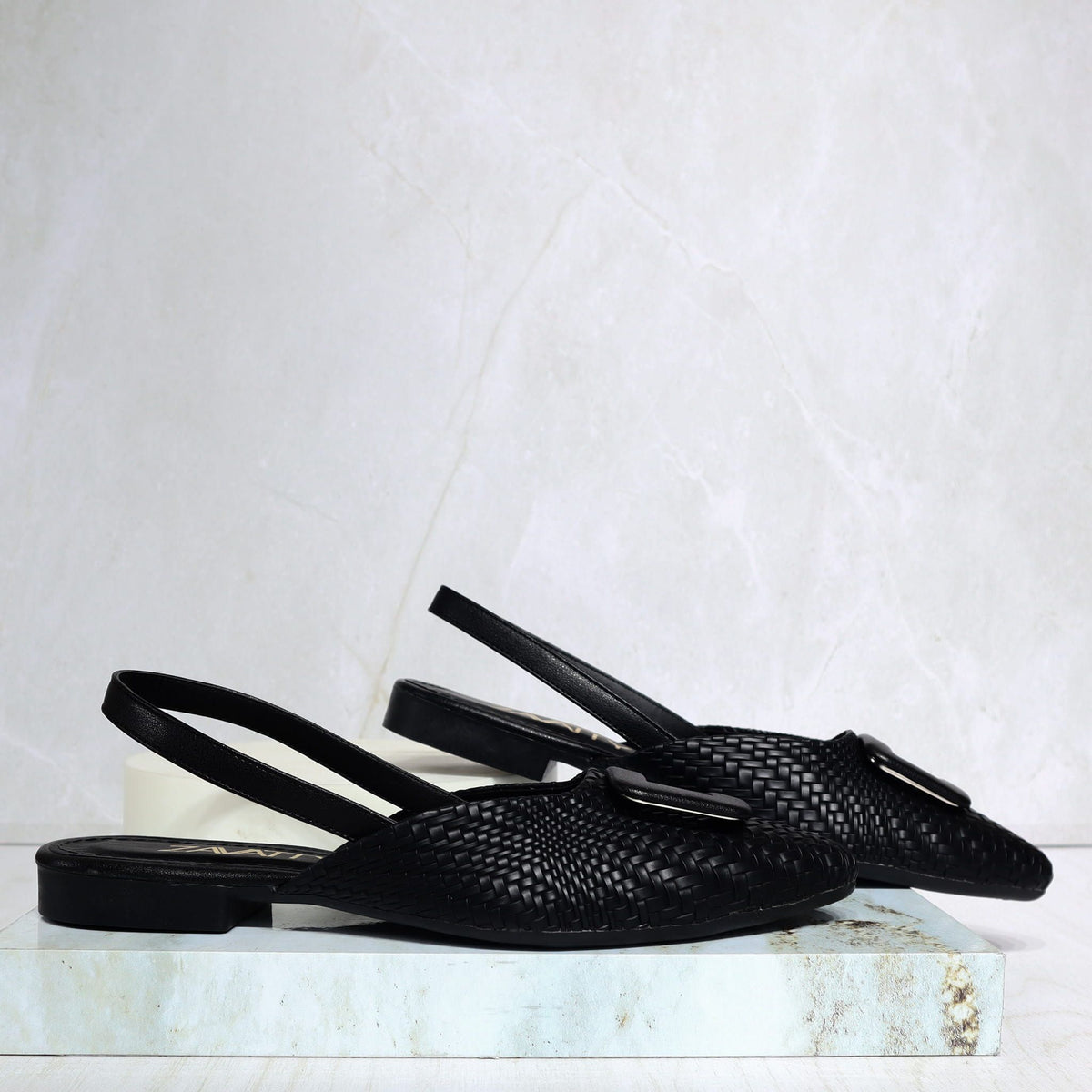 Baleta cerrada negro para mujer K663-Z436