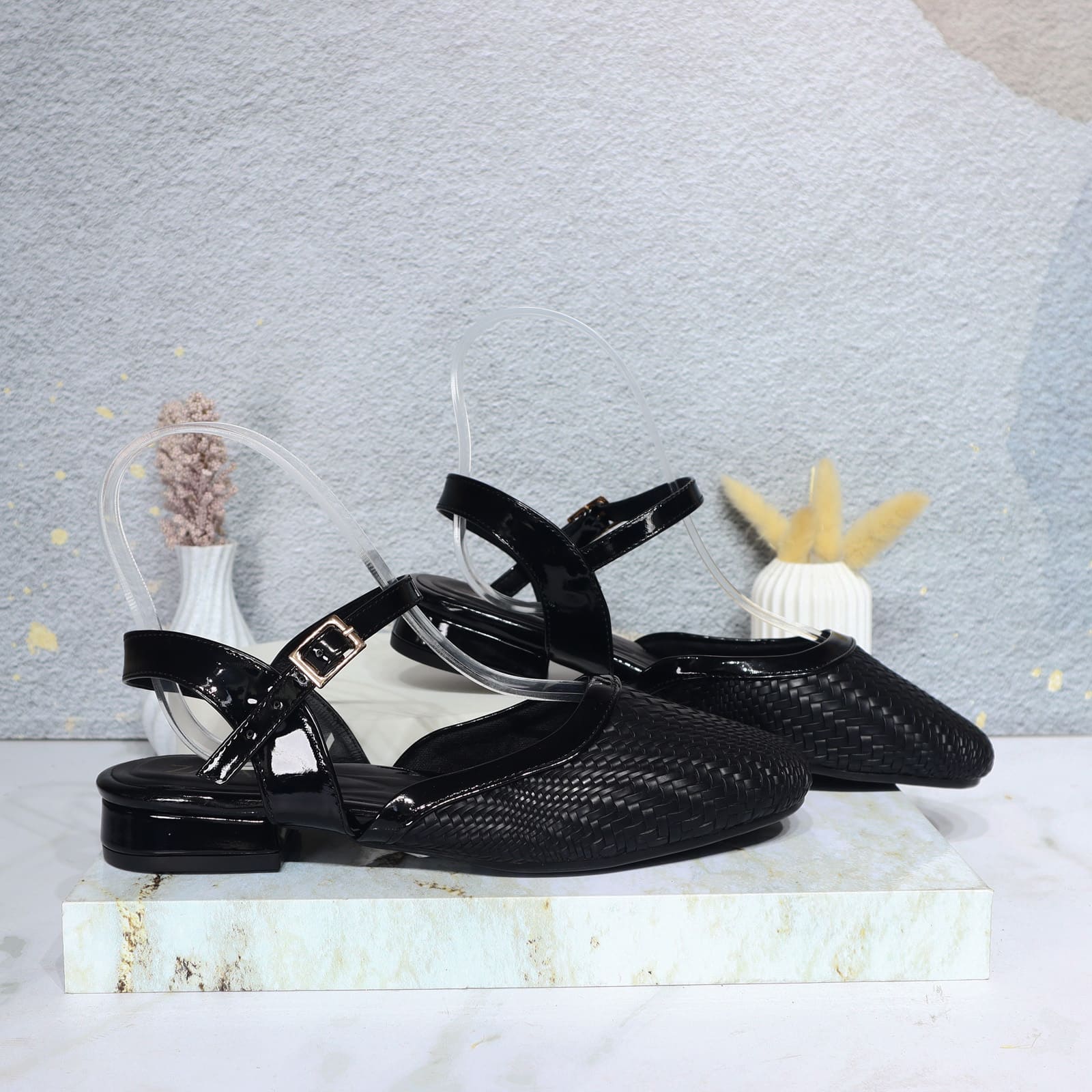 Sandalia tacon negro para mujer L458-Z319