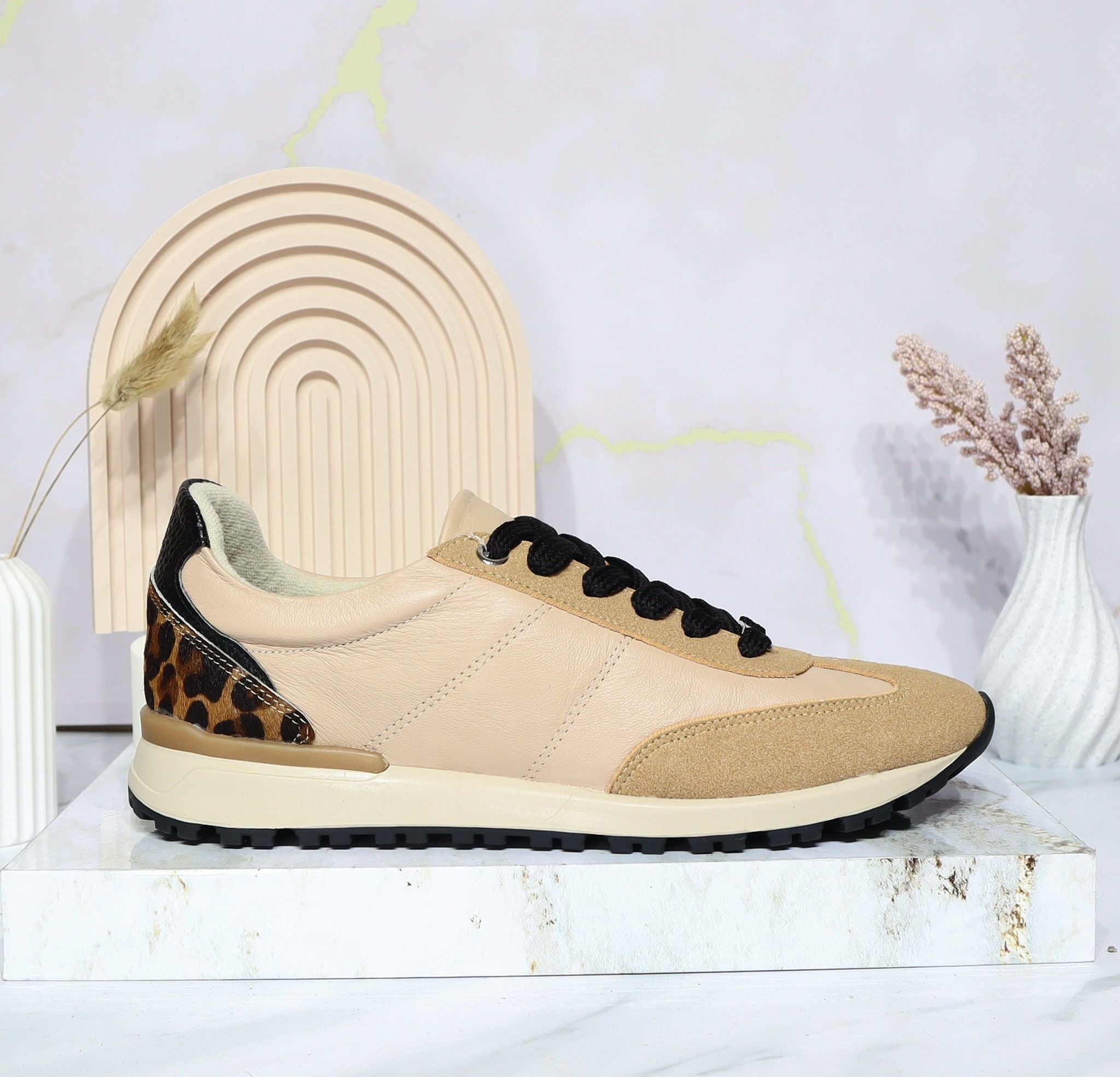 Tenis rubortxpelo miel cuero para mujer A220-Z495