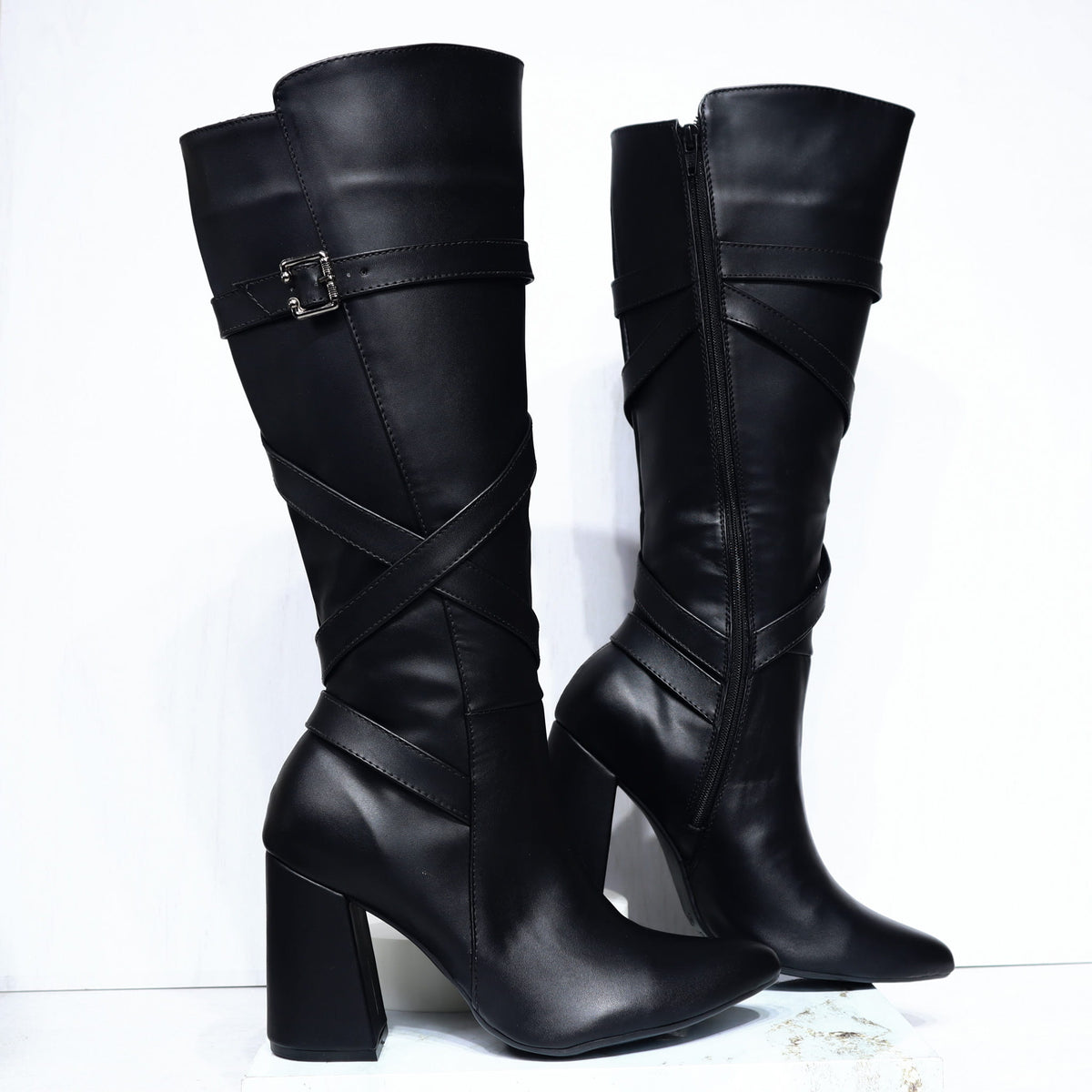 Bota tacon 5 1/2 negro para mujer 124-Z279