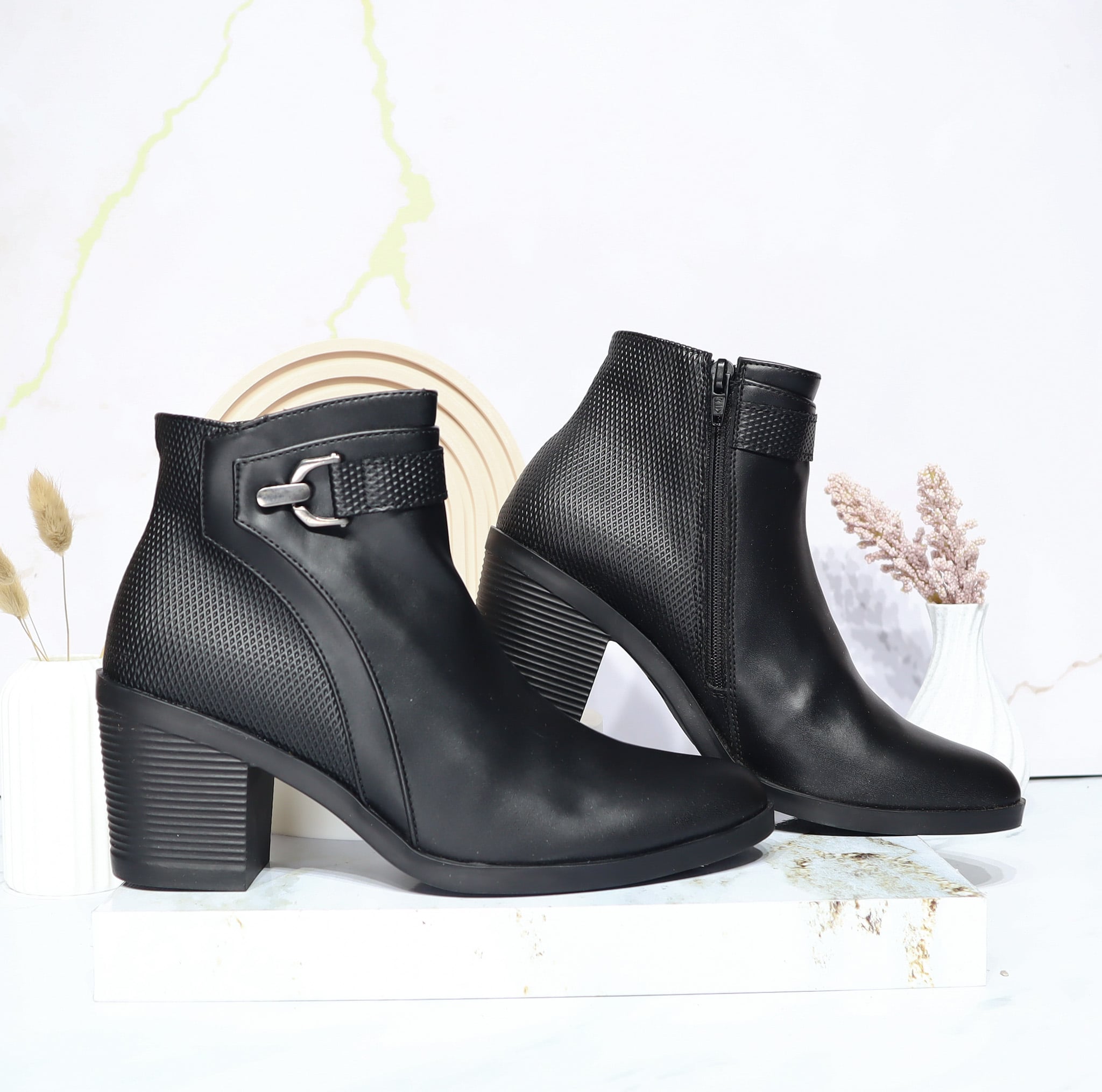 Botin negro para mujer 2429-Z22