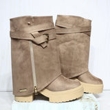 Bota cuadrada arena para mujer 26103-Z22