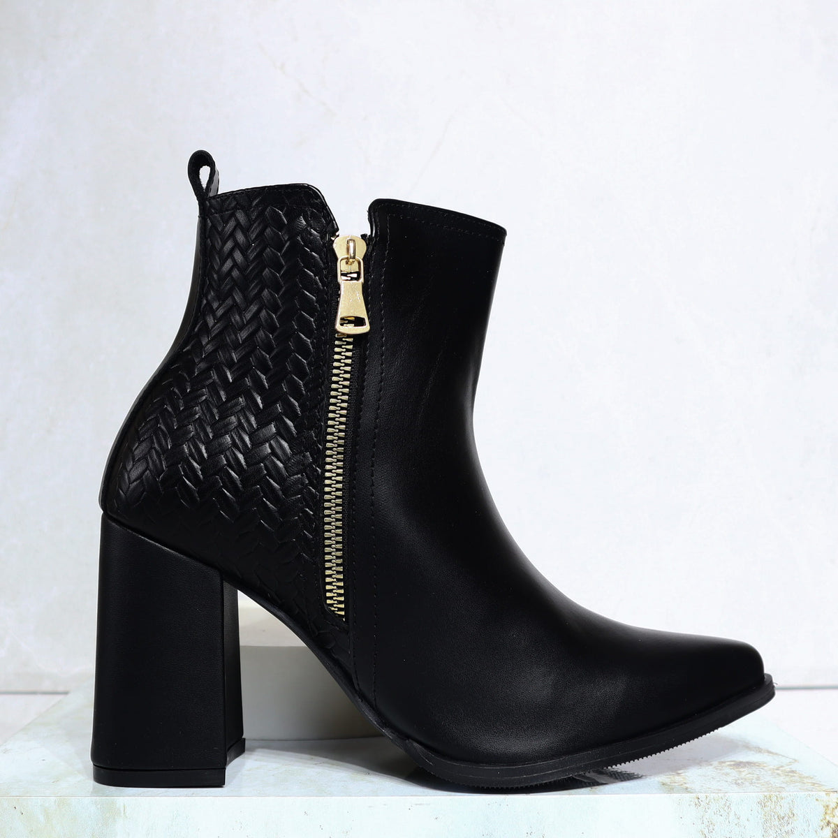 Botin tacon 5 1/2 negro para mujer 2665-Z22