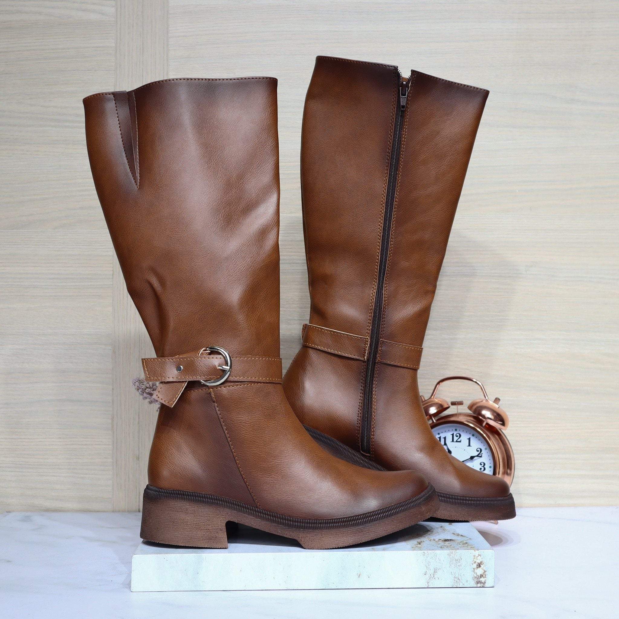 Bota canela cuero para mujer 450-Z578