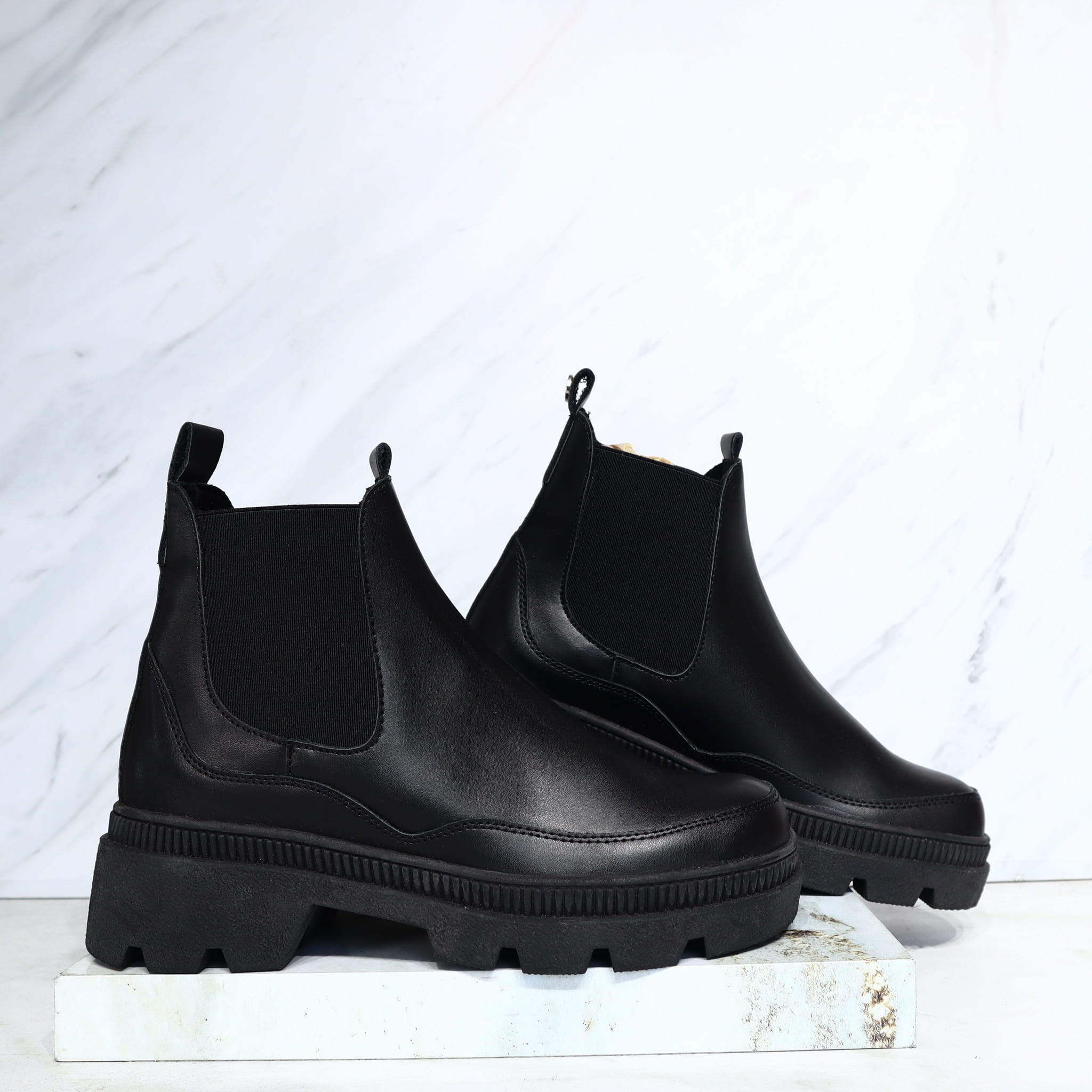 Botin negro para mujer 577-1-Z96