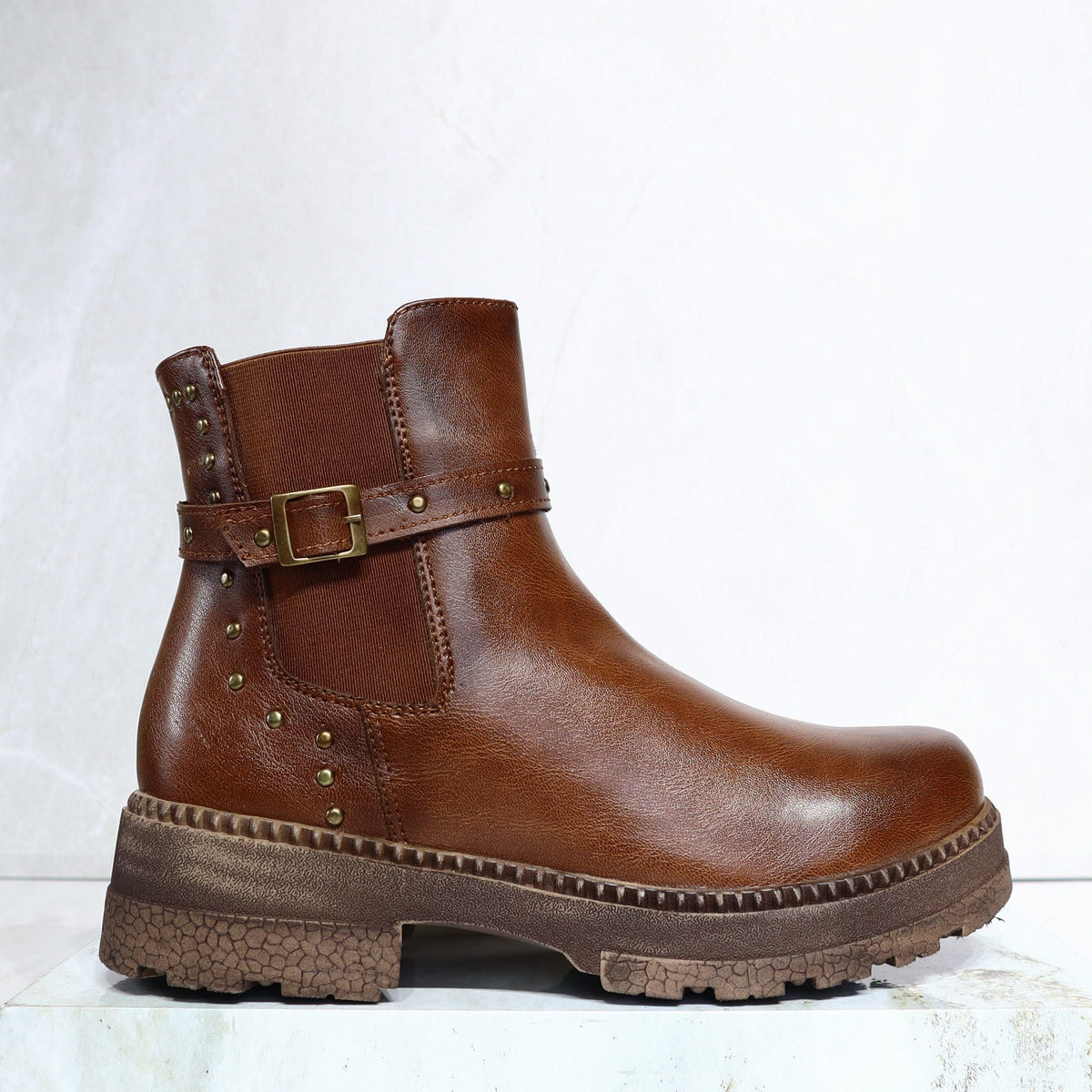 Botin almendra para mujer C808-Z126