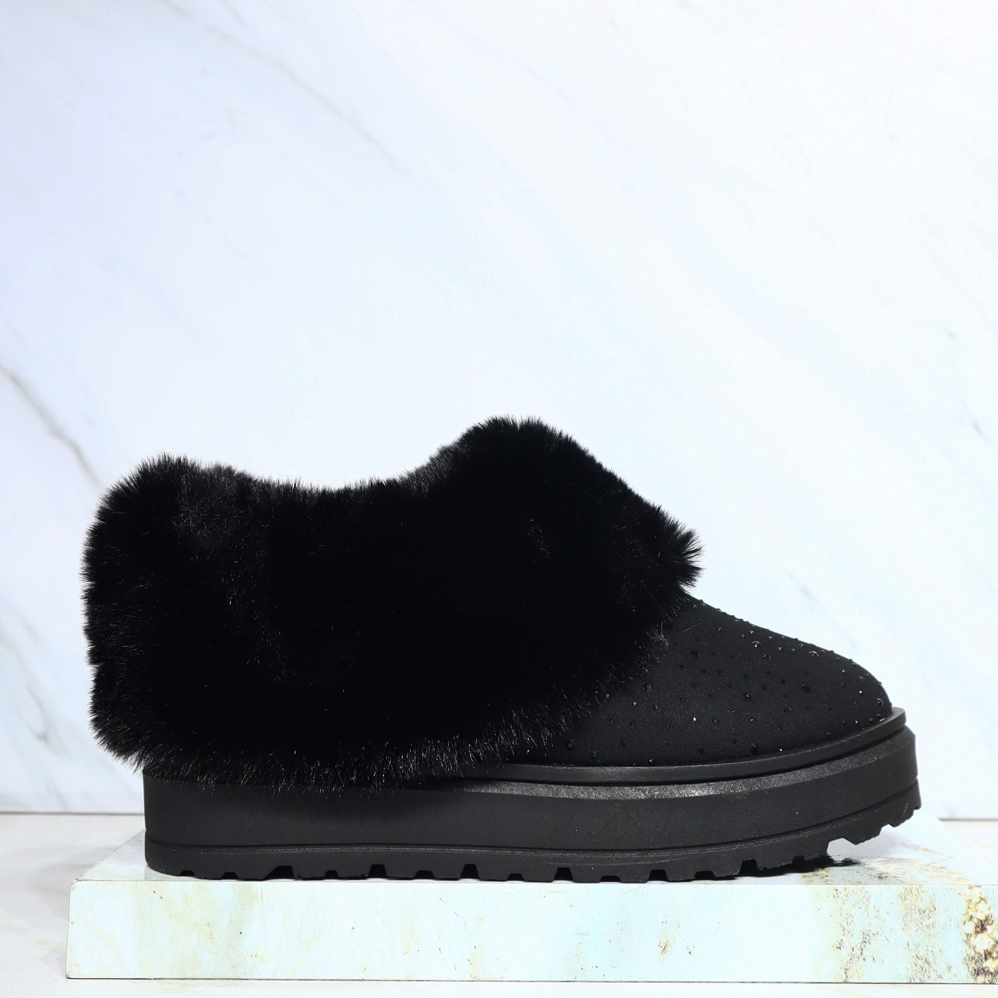 Sueco negro para mujer 4718-Z126