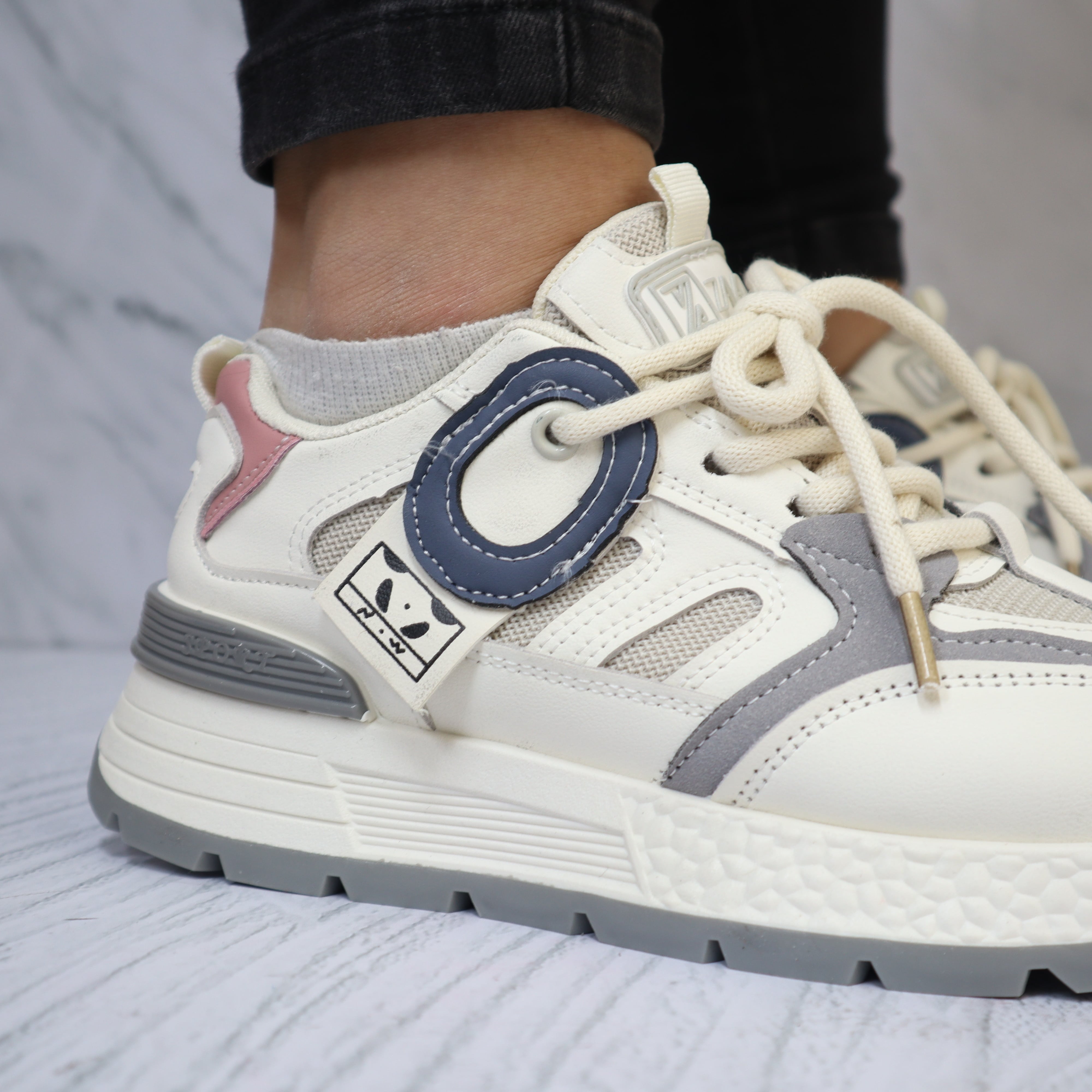 Tenis para mujer 2560-Z630