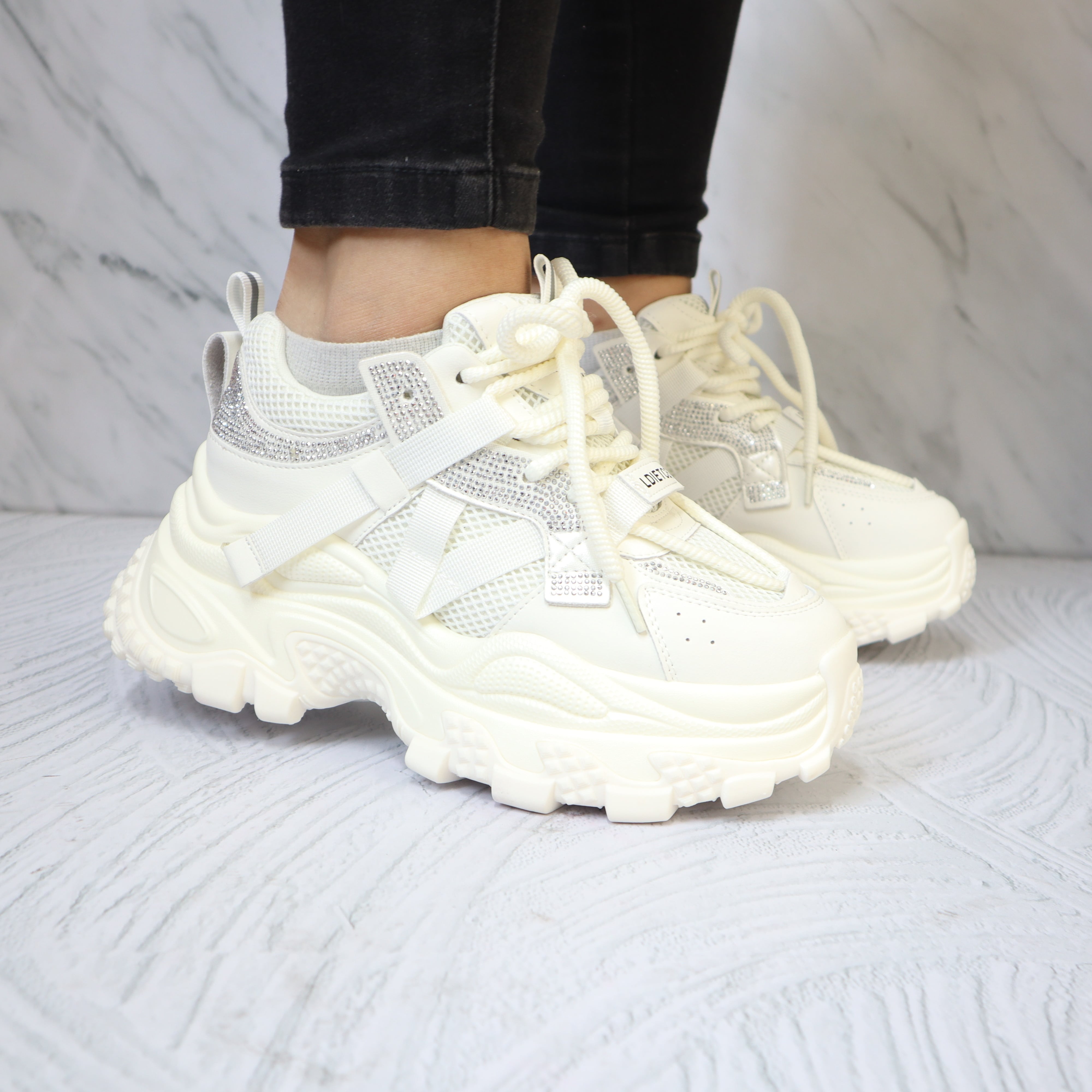 Tenis para mujer 2558-Z631