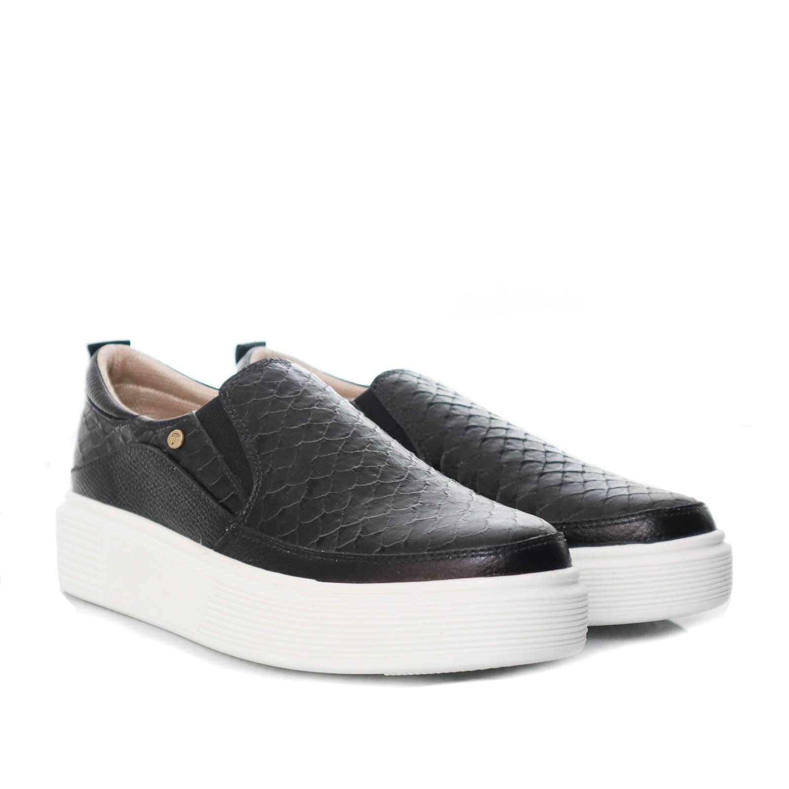 Mocasin negro para mujer TR76-Z599
