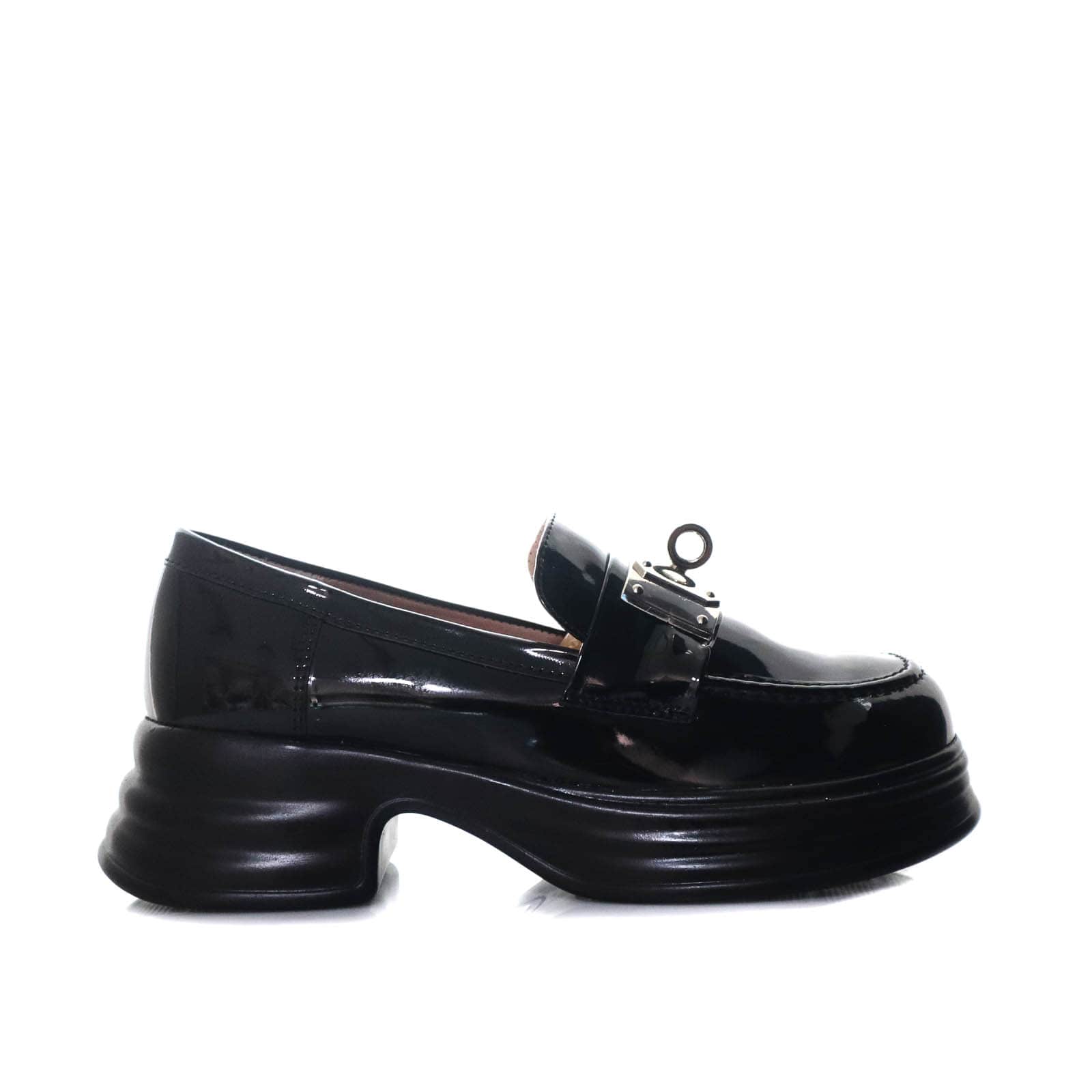 Mocasin negro para mujer H-08