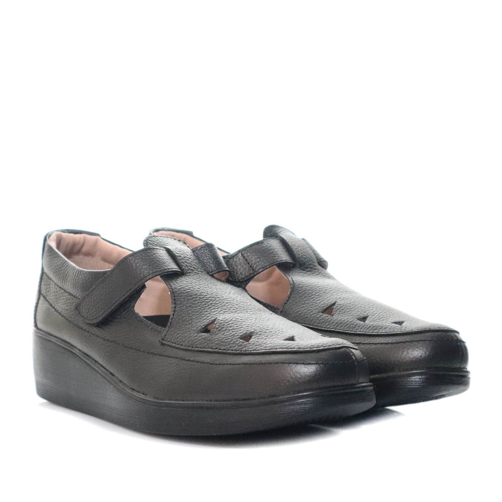 Mocasin negro cuero para mujer H-LEIDY
