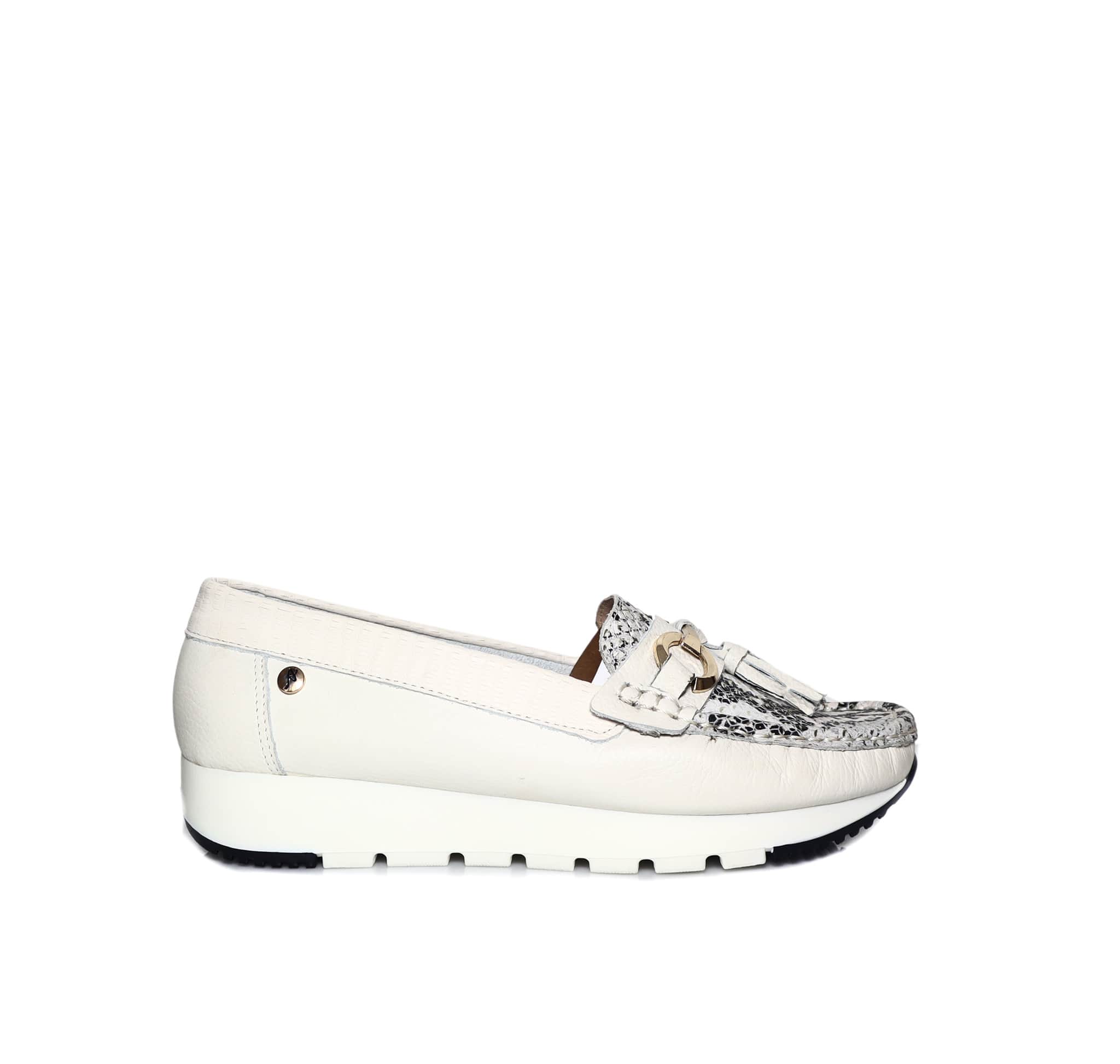 Mocasin crema cuero para mujer TA11-Z449