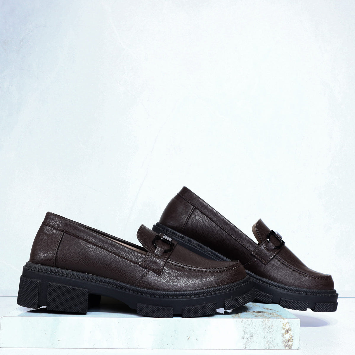 Mocasin cafe para mujer 472-Z284