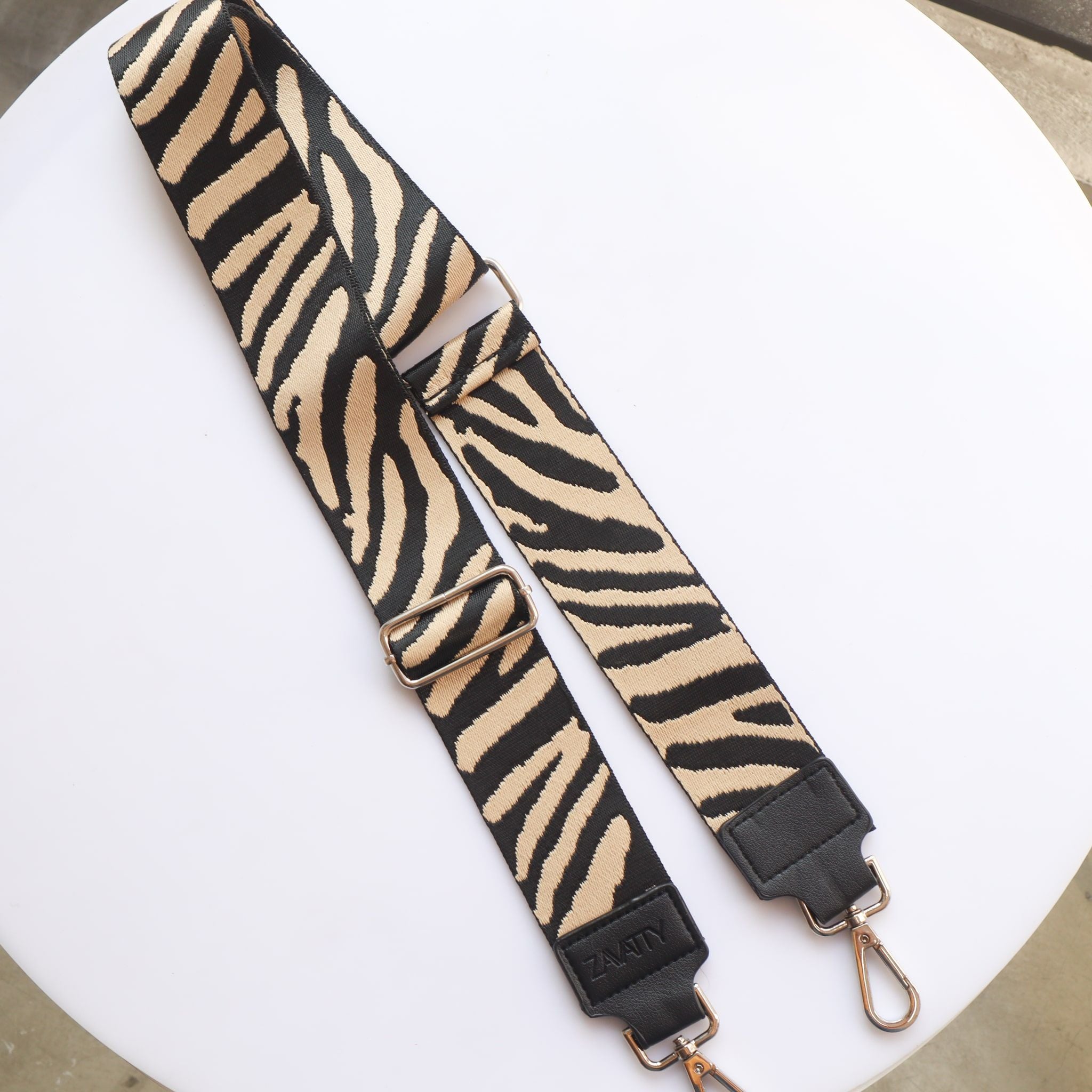 Riata negro x cebra beige para mujer REA1
