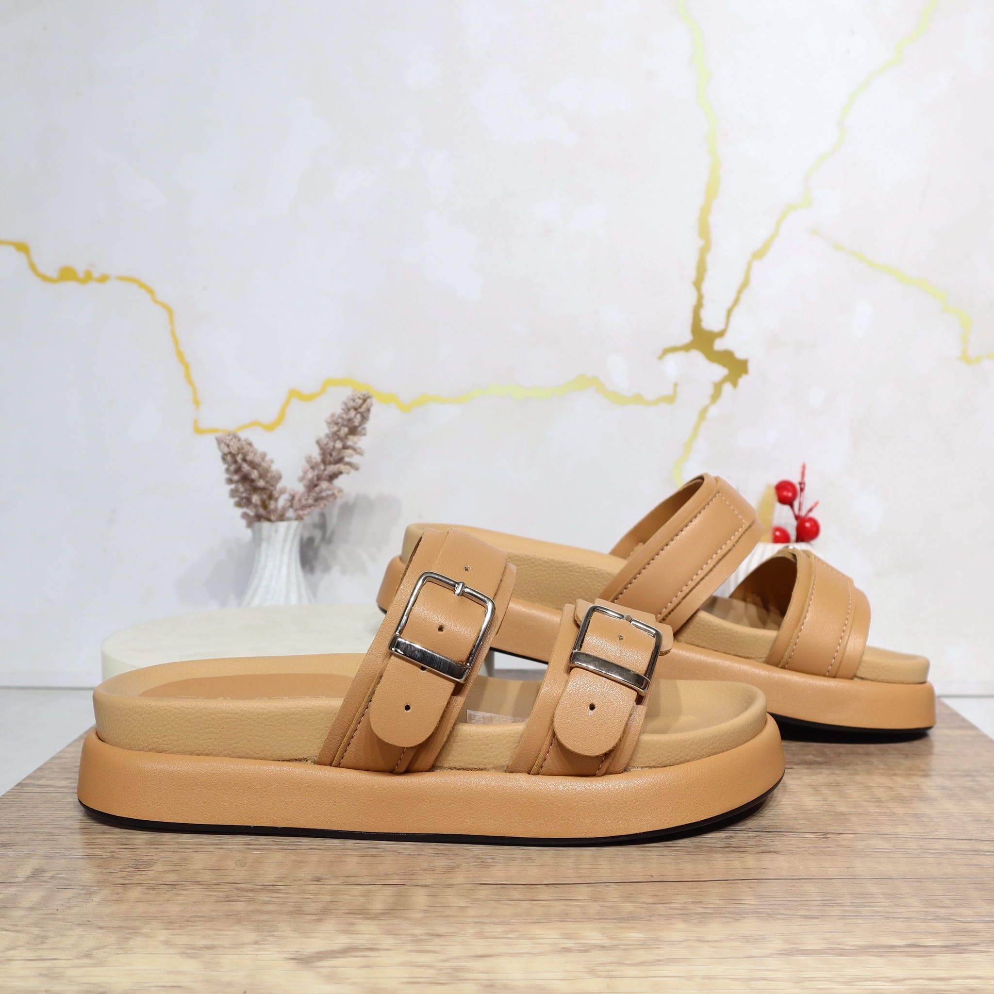 Sandalia plana amaretto para mujer 03-Z43