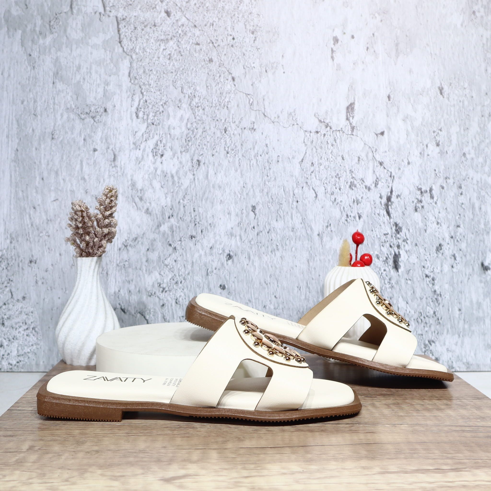 Sandalia plana talco para mujer 1005-Z148