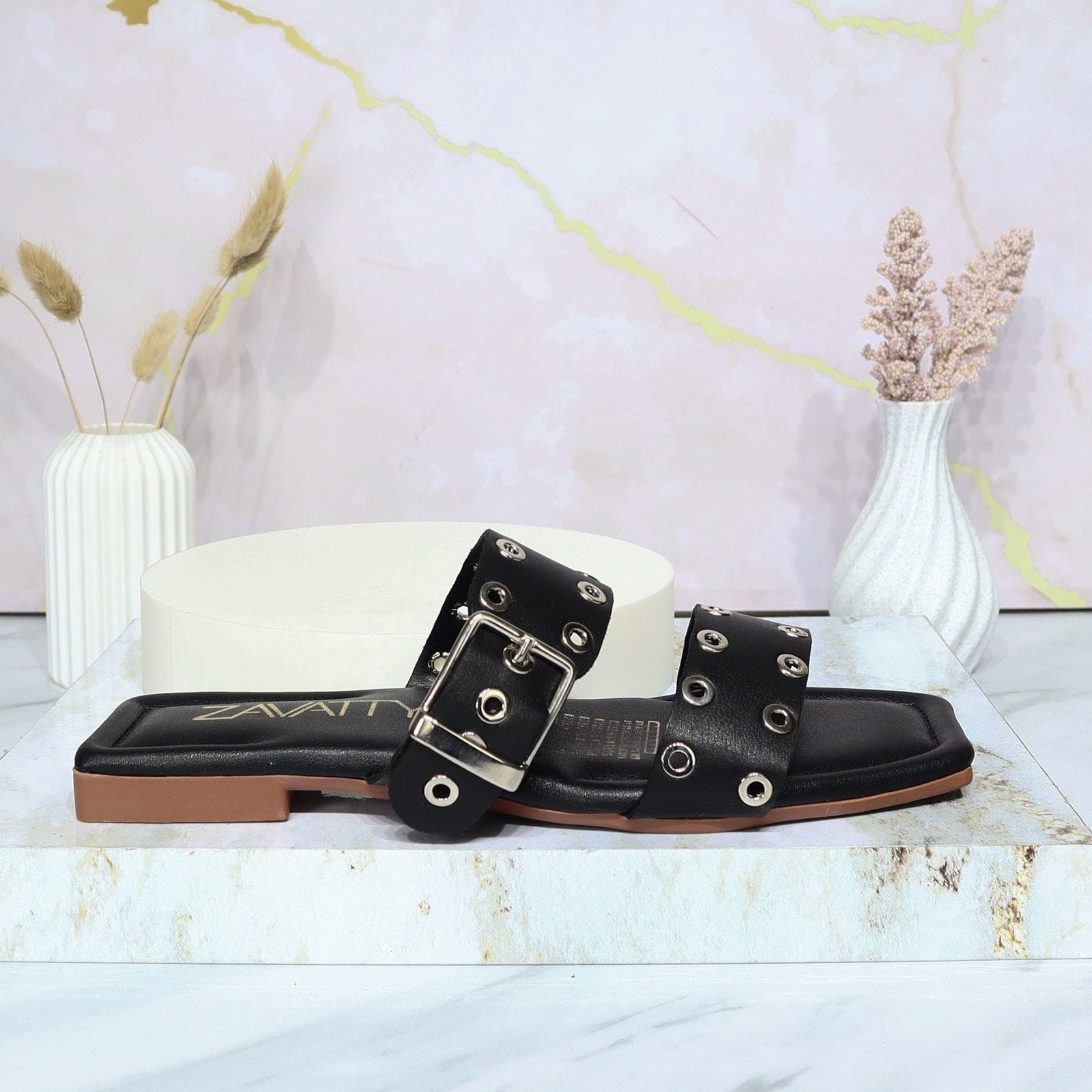 Sandalia plana negro para mujer 1012-Z43