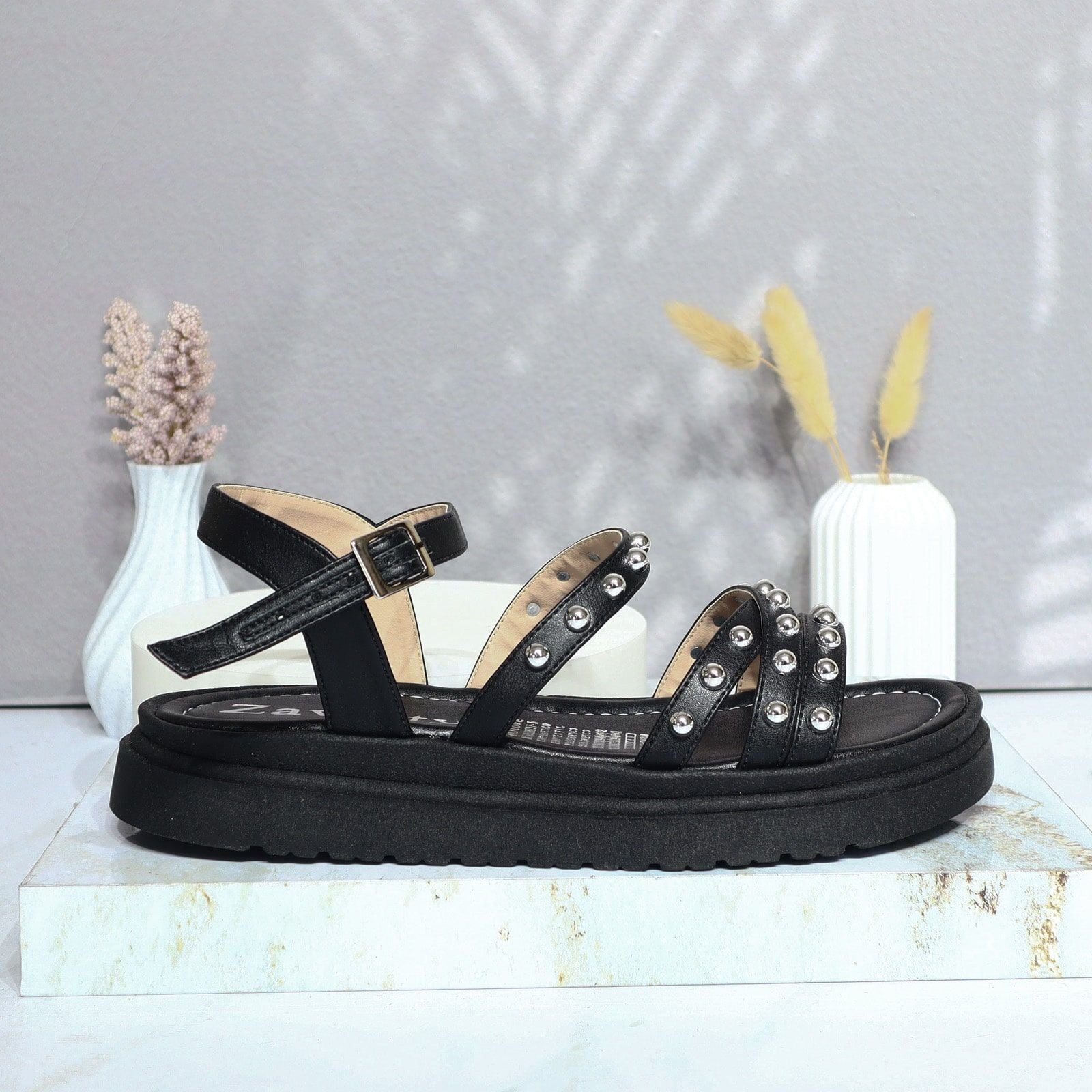 Sandalia plana negro para mujer 1920-Z101