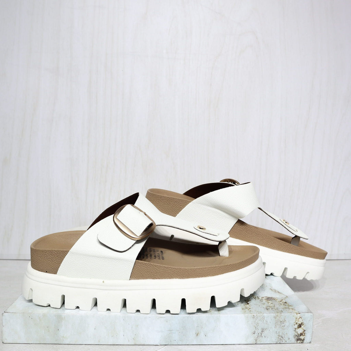 Sandalia canoa talco para mujer 2000A-Z620
