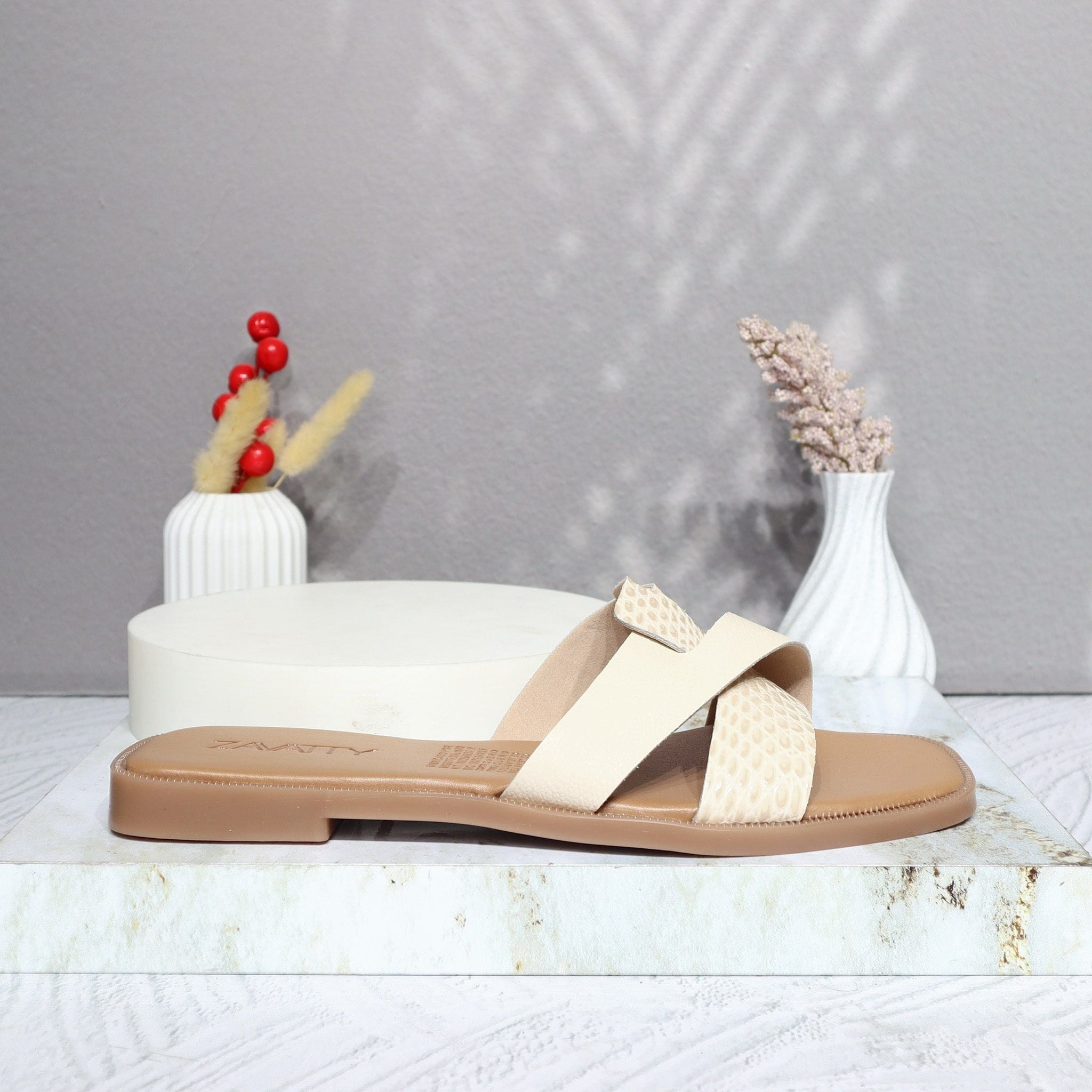 Sandalia plana talco x folia cuero para mujer 23C10-Z19