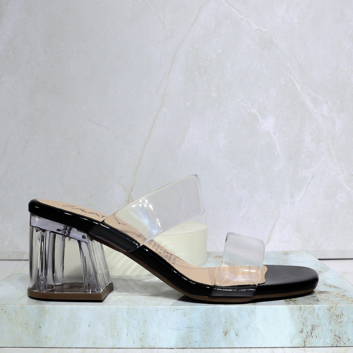 Sandalia 5 1/2 transparente negro charol x acetato para mujer 2460-Z148