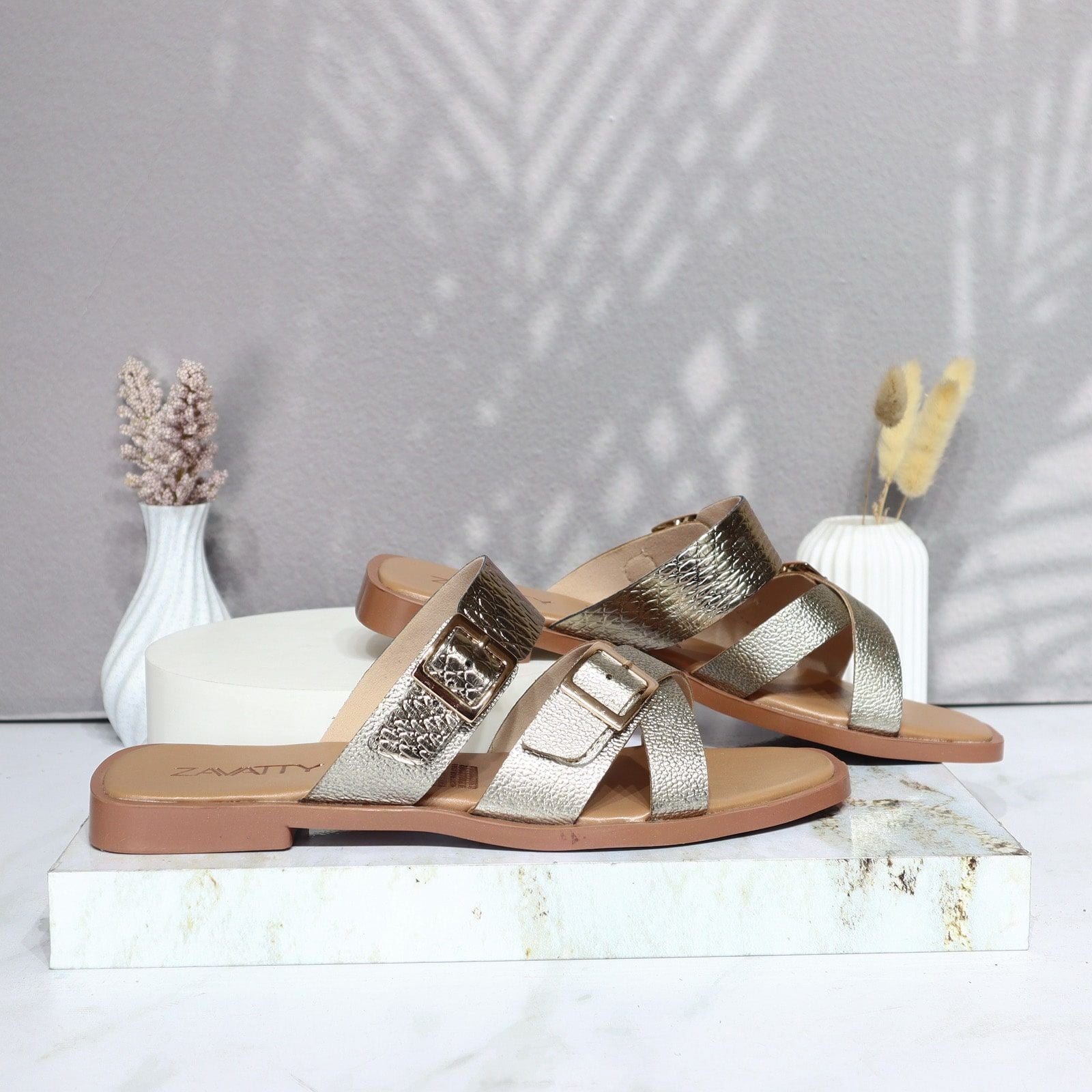 Sandalia plana luna cuero para mujer 25C36-Z19