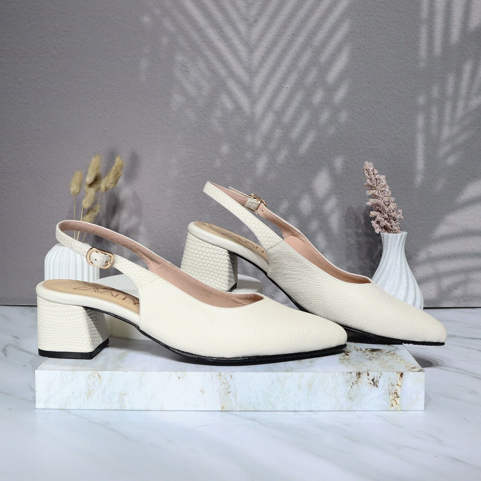Tacon blanco cuero para mujer 400-Z522