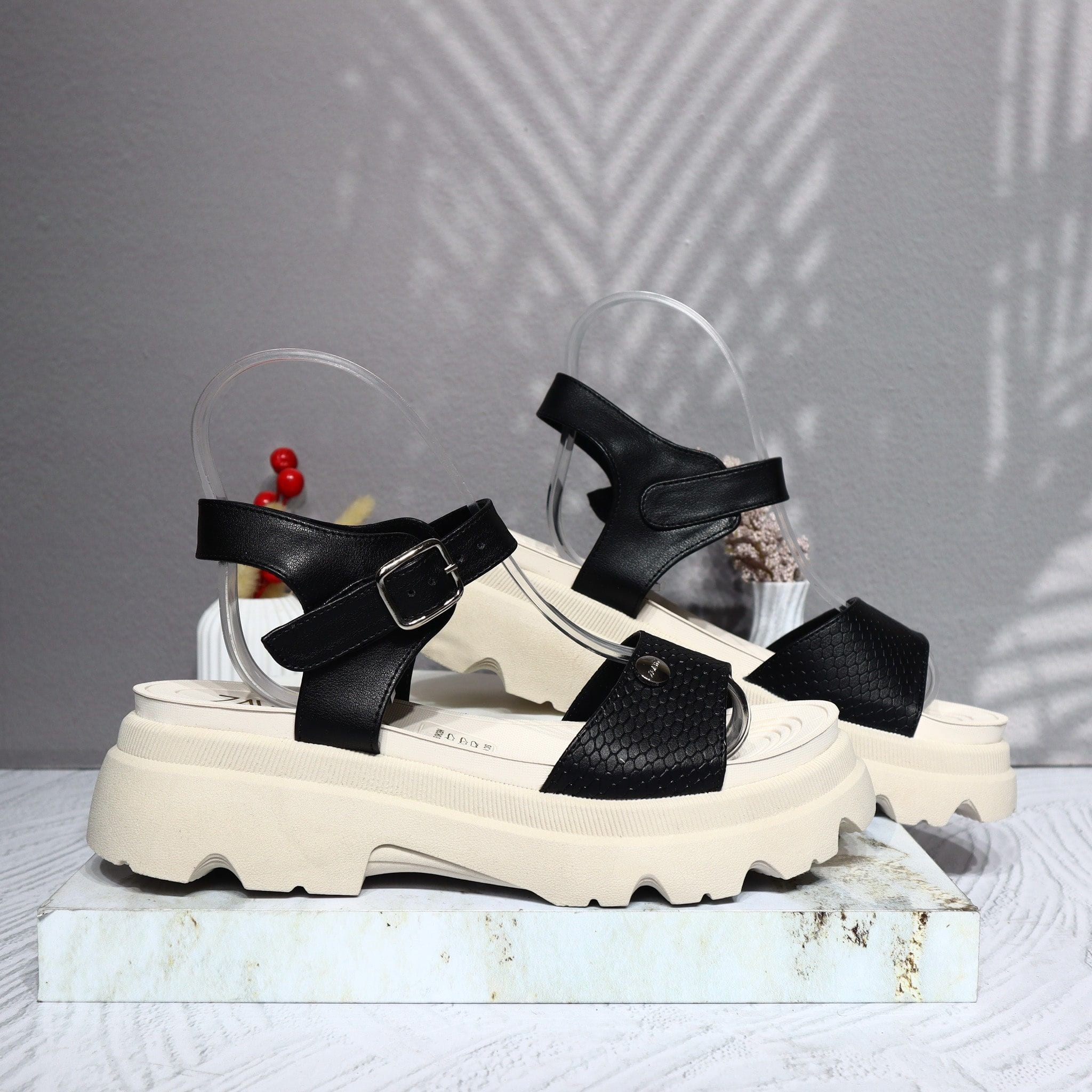 Plataforma baja negro para mujer 447-Z83