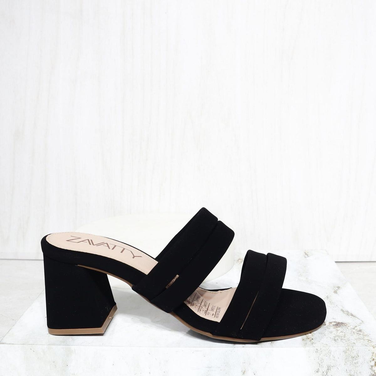 Sandalia 5 1/2 negro nobuck para mujer 5510-Z473