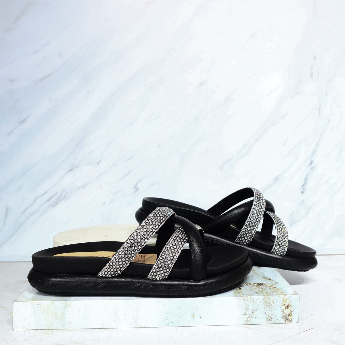 Sandalia 3 1/2 brillos negro x piedras para mujer 7023-Z617