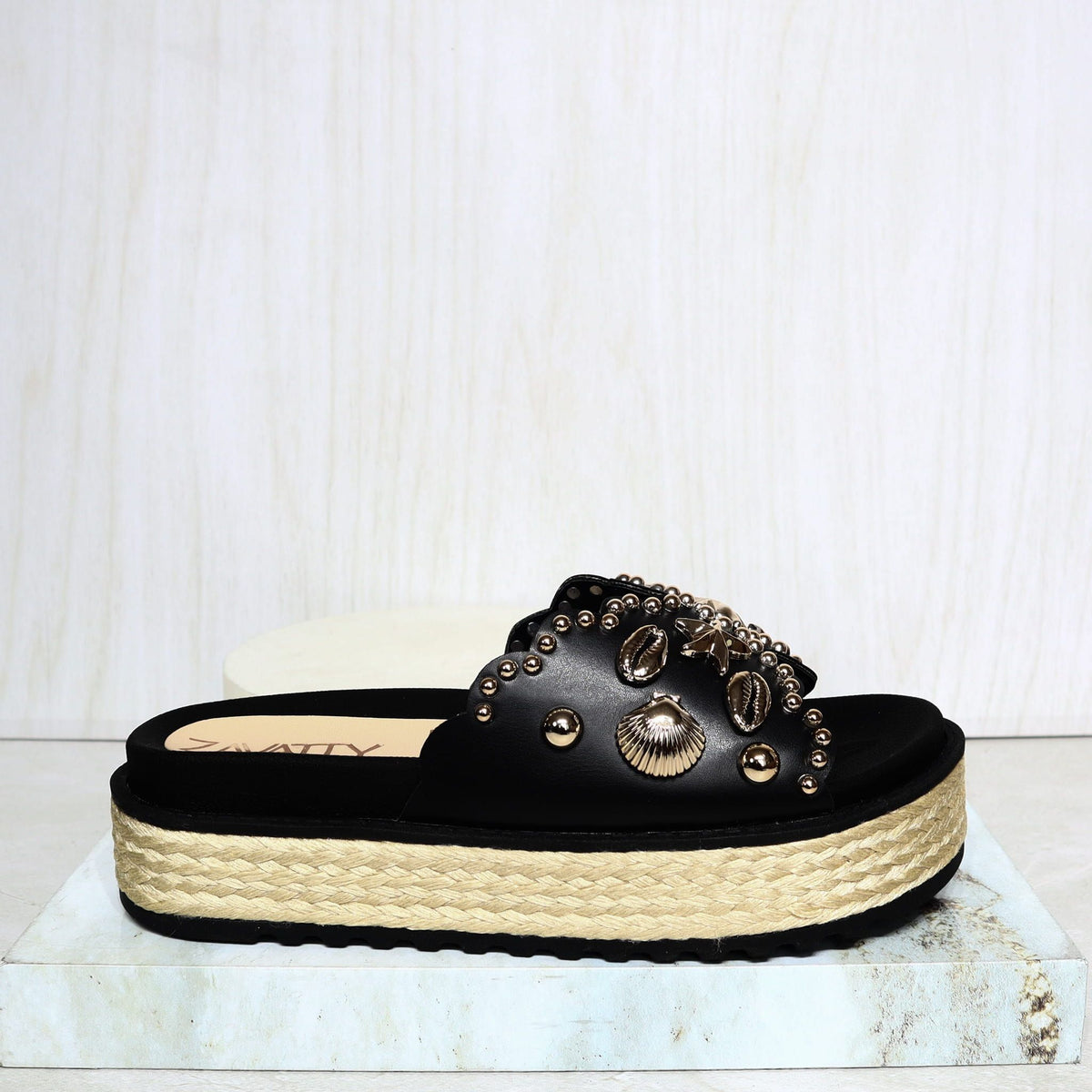 Sandalia canoa negro para mujer 7031-Z617