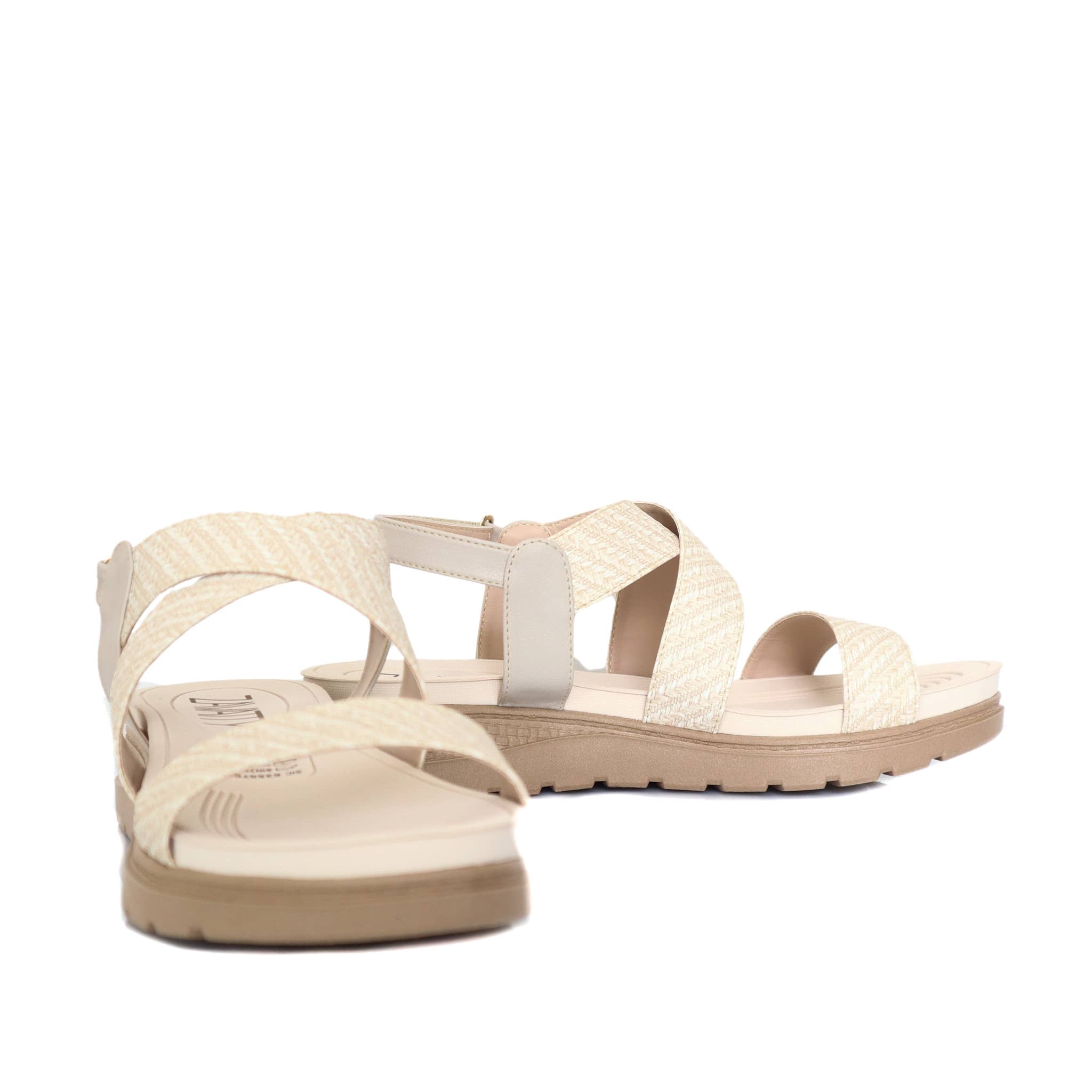 Sandalia plana beige para mujer 9017-Z83