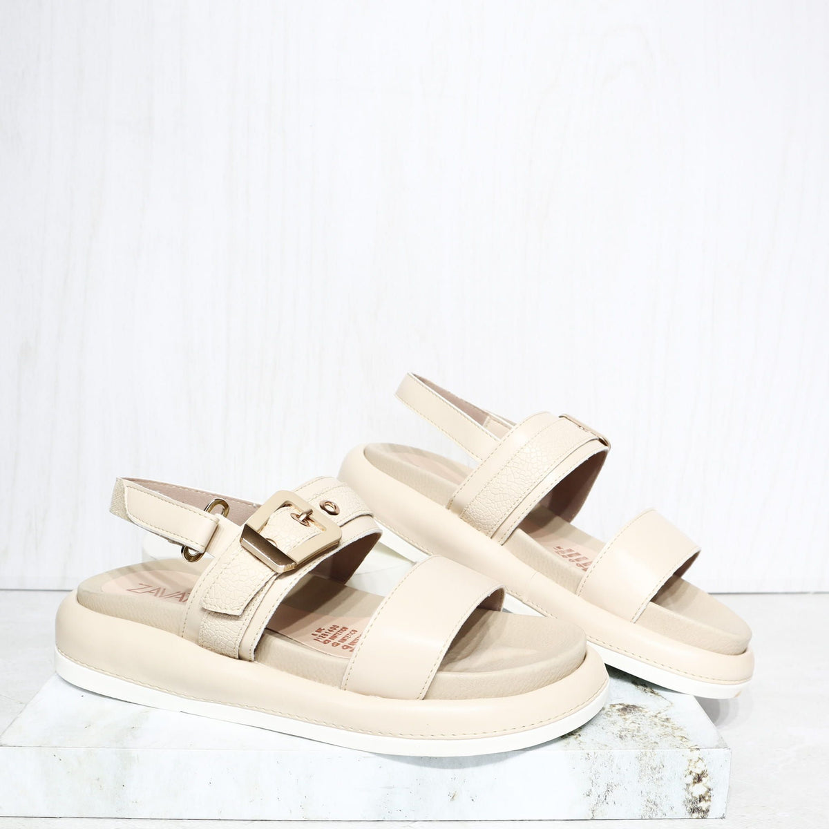 Sandalia canoa beige para mujer C580-Z84