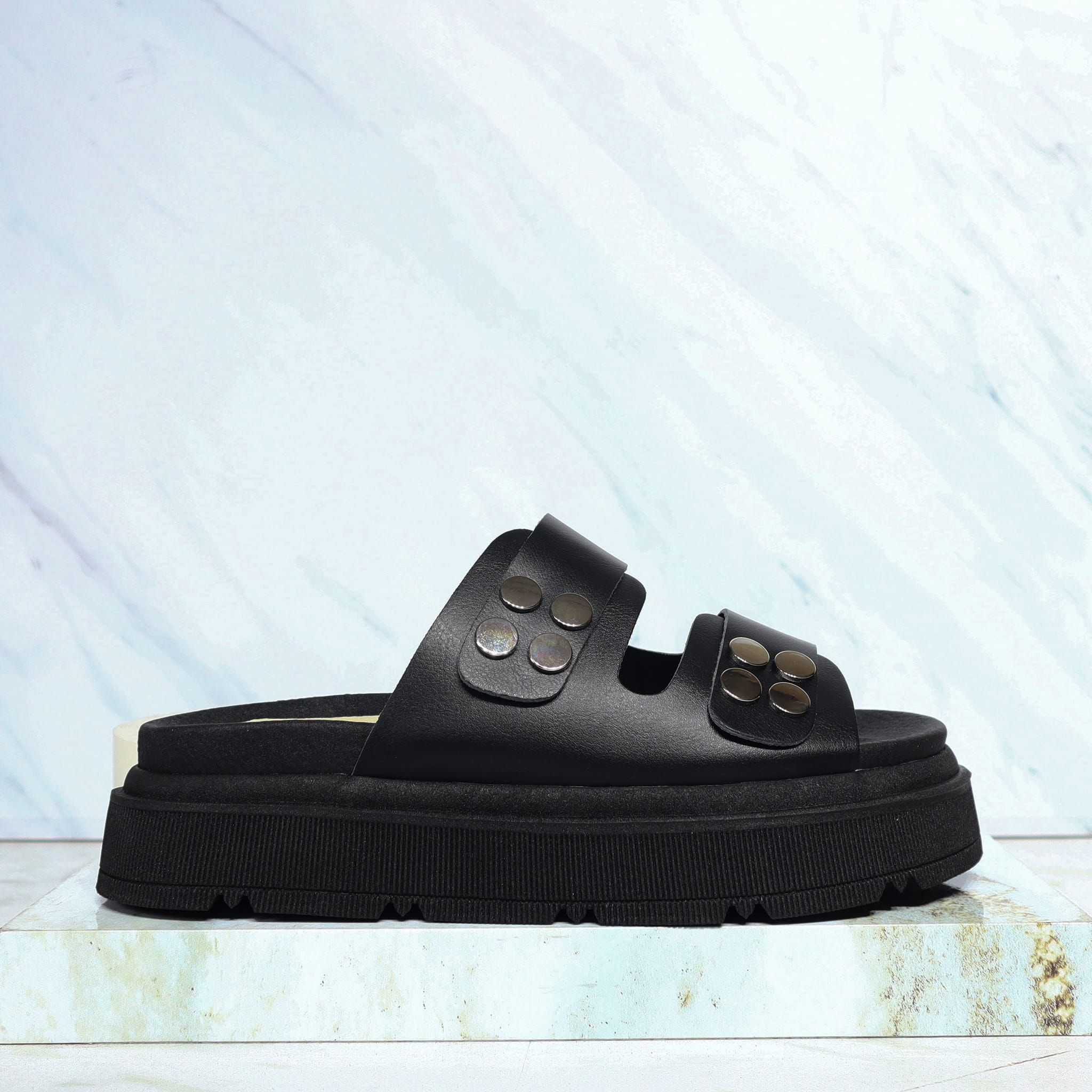 Sandalia canoa negro para mujer H-SAMY