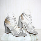 Sandalia 7 1/2 plata para mujer J144-Z471
