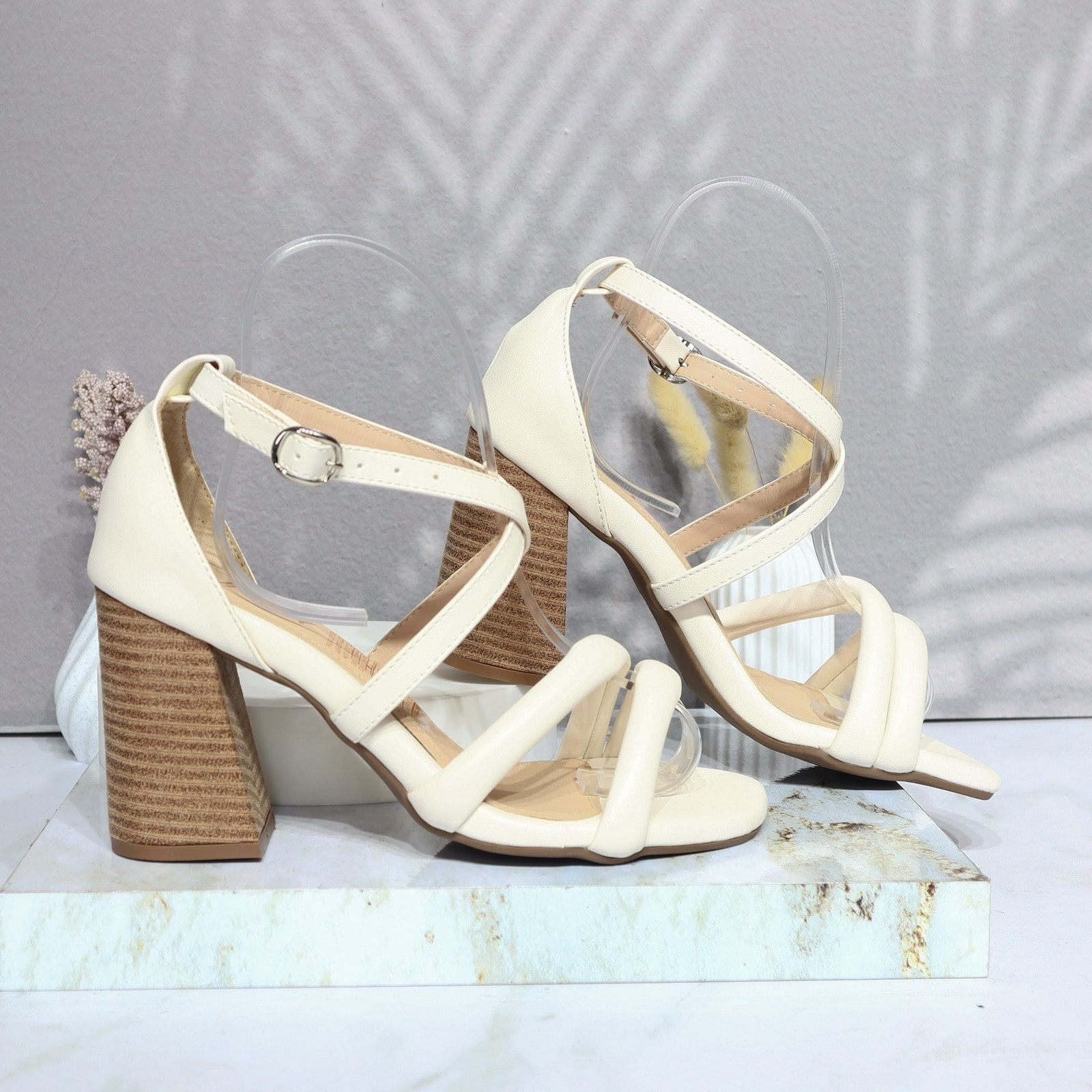Sandalia tacon talco para mujer L30-Z686