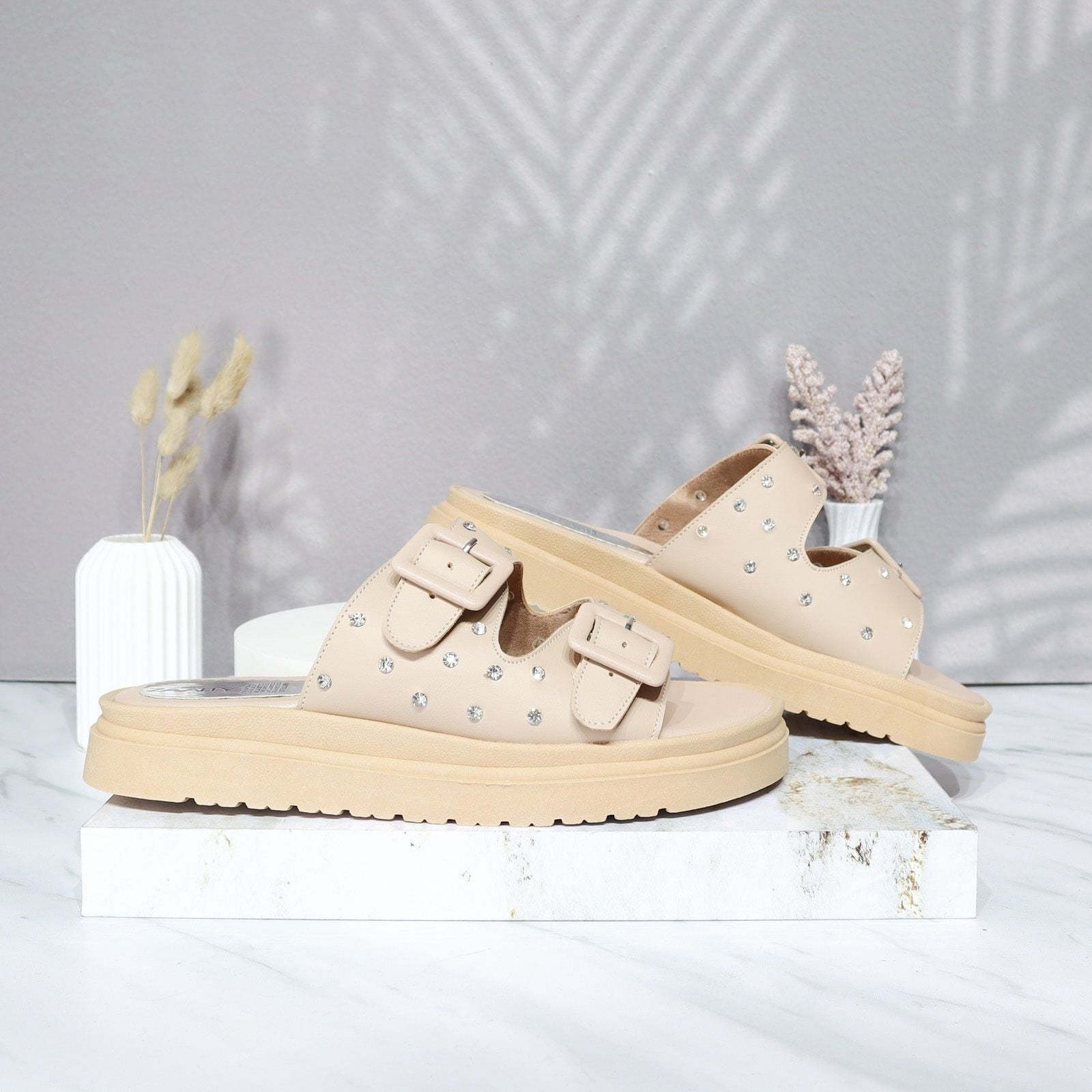 Plataforma baja beige para mujer LB206-Z409